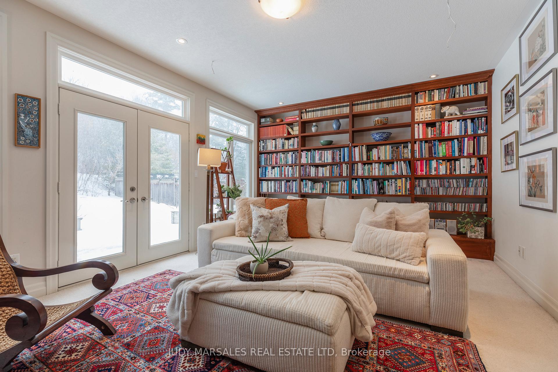 Photo 23 of 35 Sweetman Drive, Hamilton, Dundas — HOMEH
