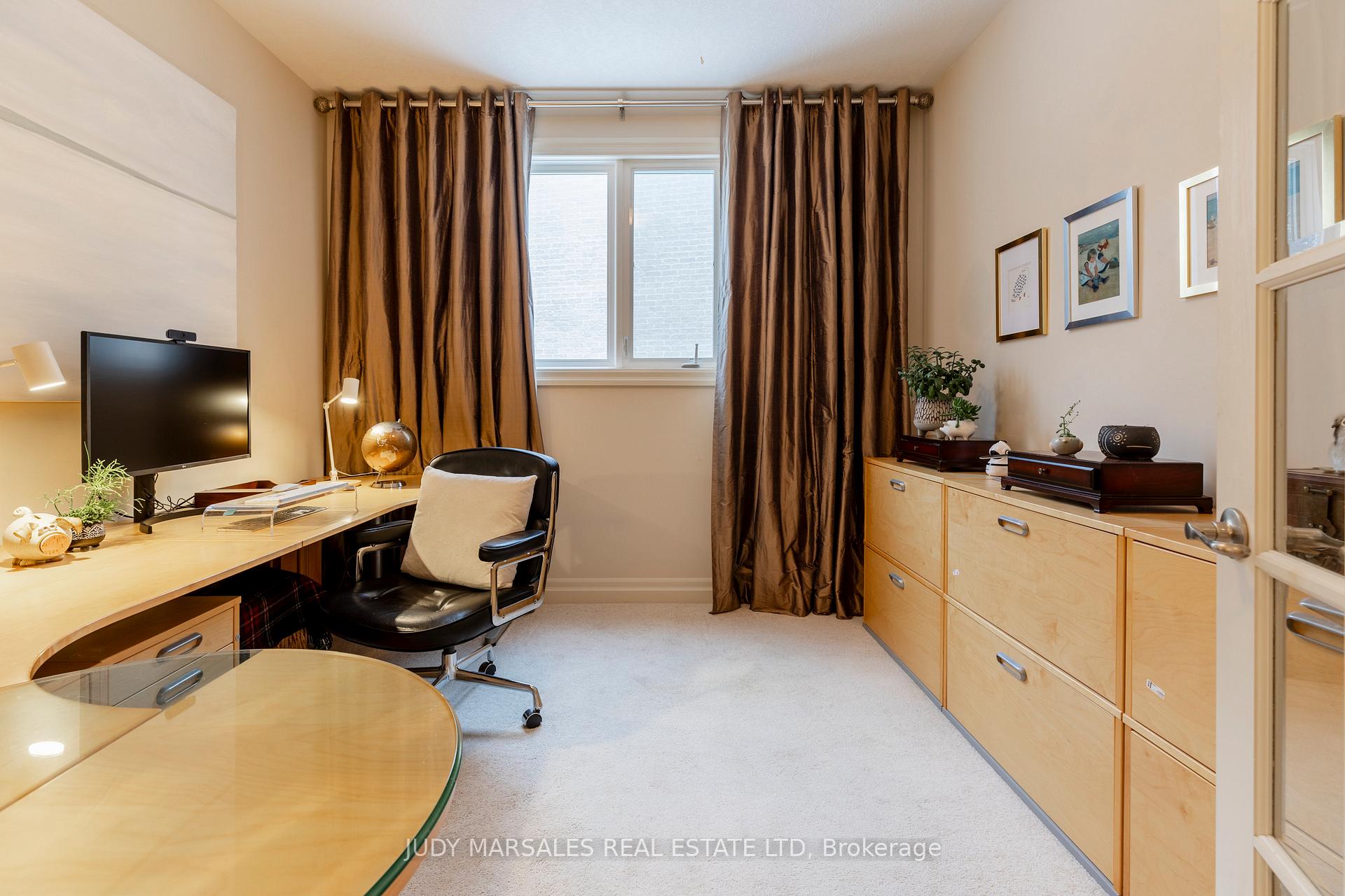 Photo 26 of 35 Sweetman Drive, Hamilton, Dundas — HOMEH