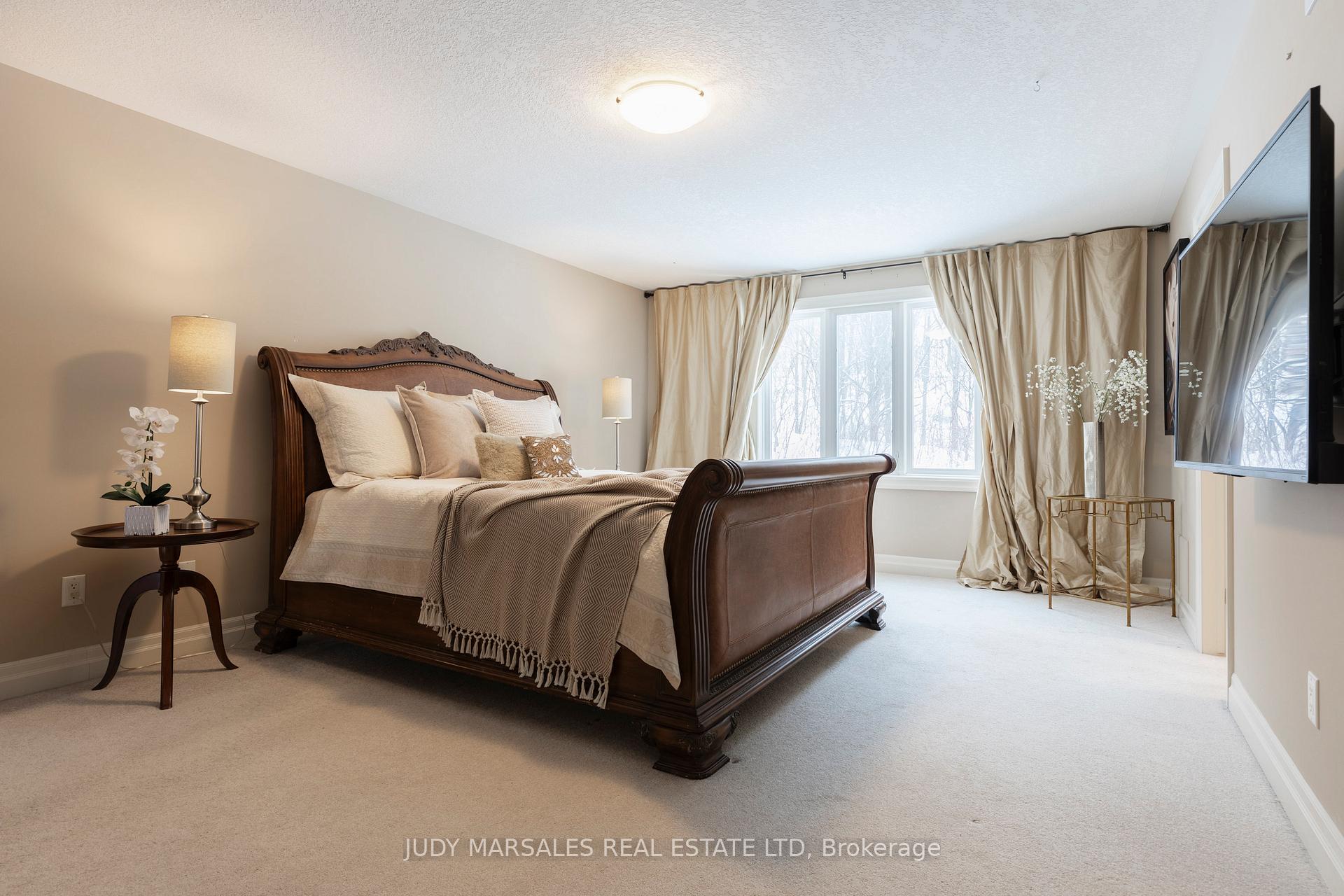 Photo 31 of 35 Sweetman Drive, Hamilton, Dundas — HOMEH