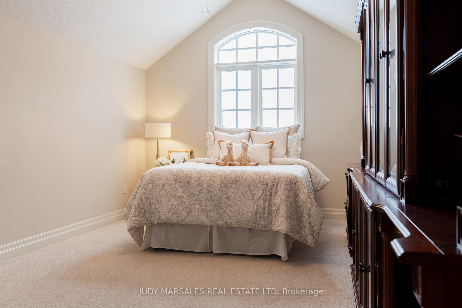 Photo 35 of 35 Sweetman Drive, Hamilton, Dundas — HOMEH