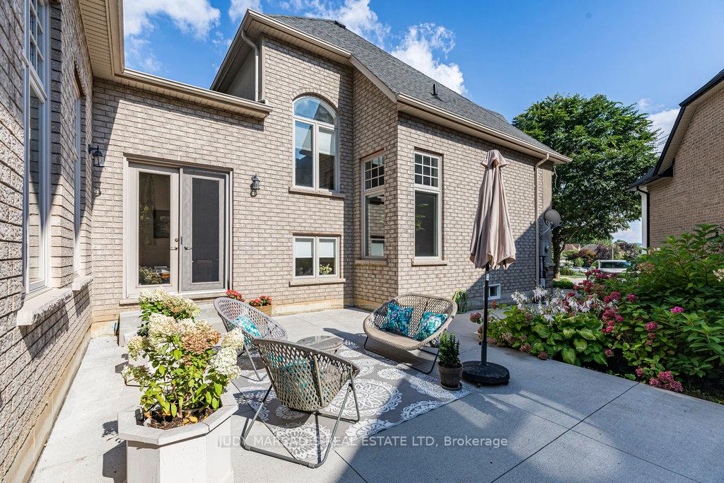 Photo 47 of 35 Sweetman Drive, Hamilton, Dundas — HOMEH