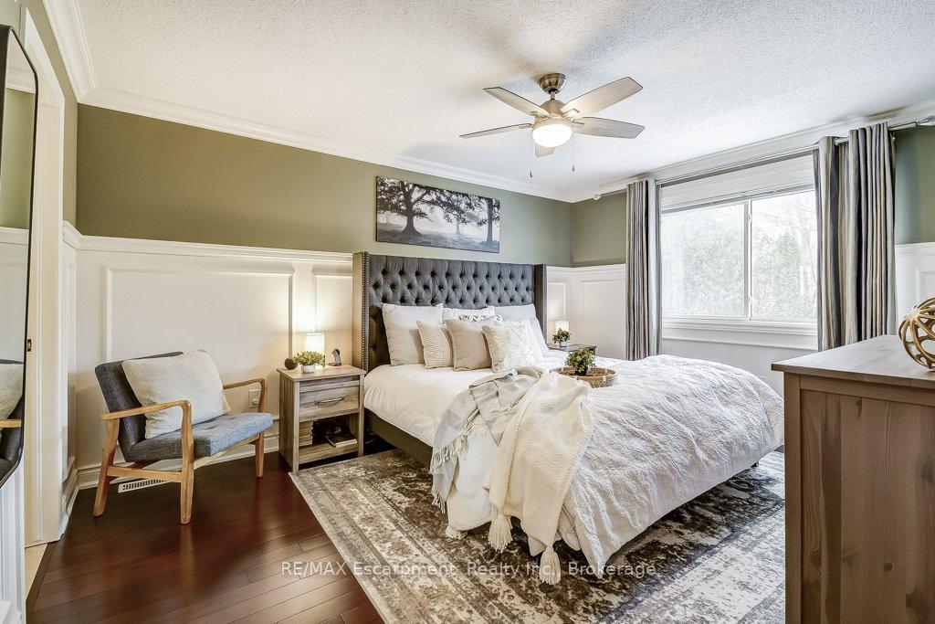 Photo 23 of 132 Thoroughbred Boulevard, Hamilton, Ancaster — HOMEH