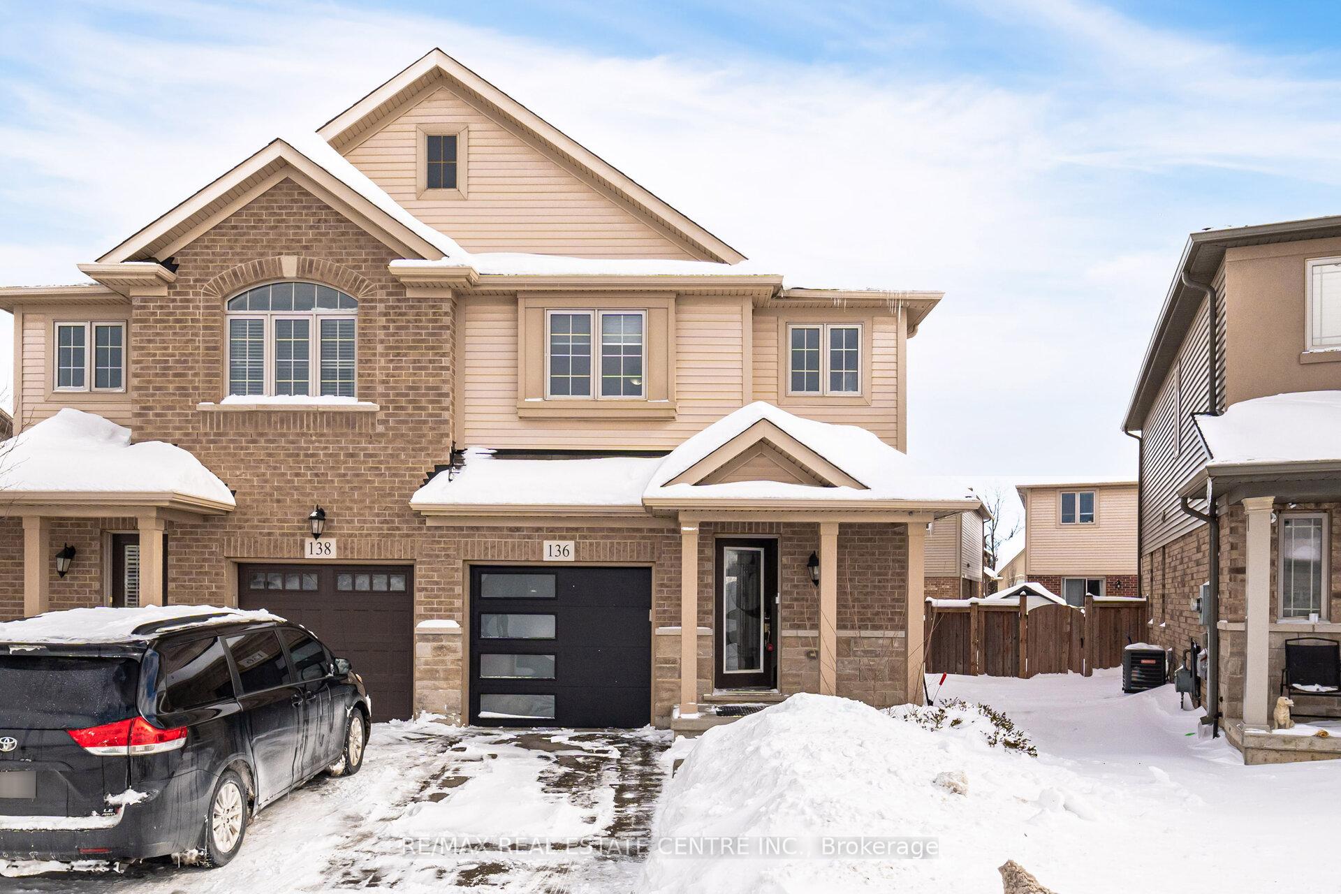 Front of 136 Westbank Trail