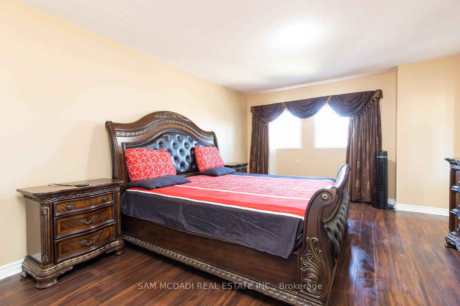 Photo 18 of 51 Personna Circle, Brampton, Credit Valley — HOMEH