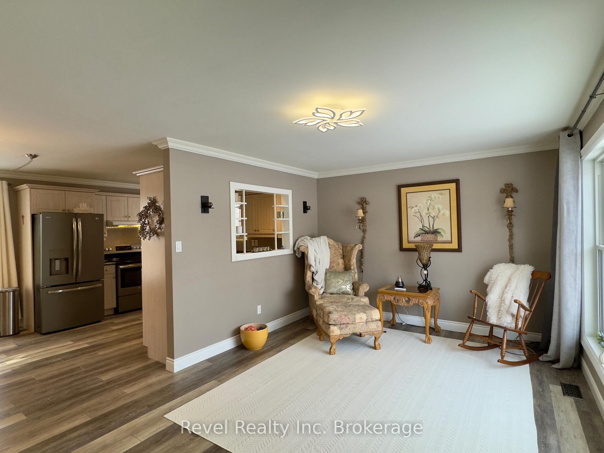 Photo 4 of 361 Louis Street, Mattawa — HOMEH