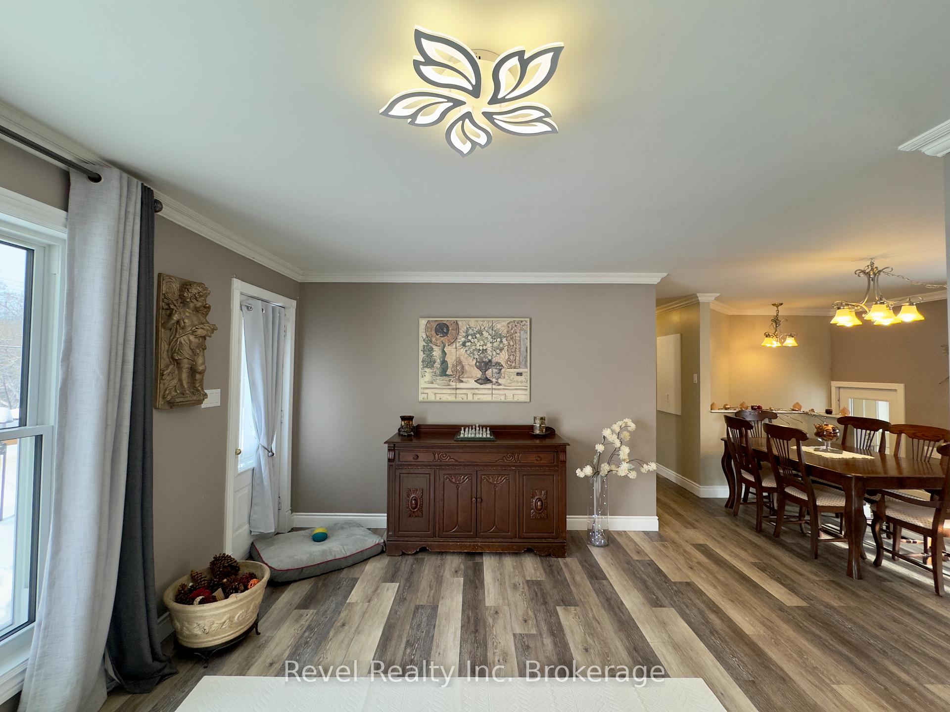 Photo 11 of 361 Louis Street, Mattawa — HOMEH