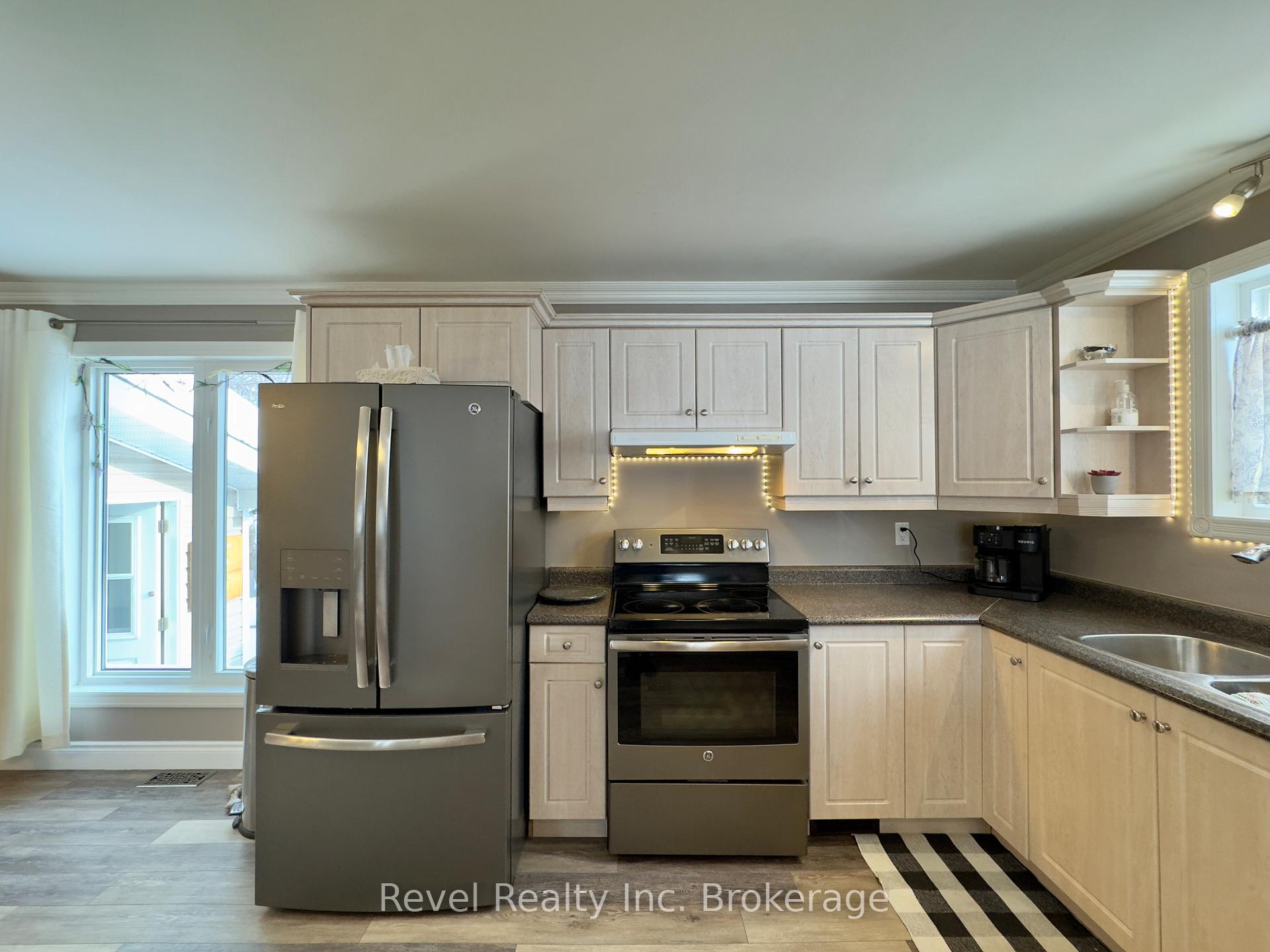 Photo 12 of 361 Louis Street, Mattawa — HOMEH