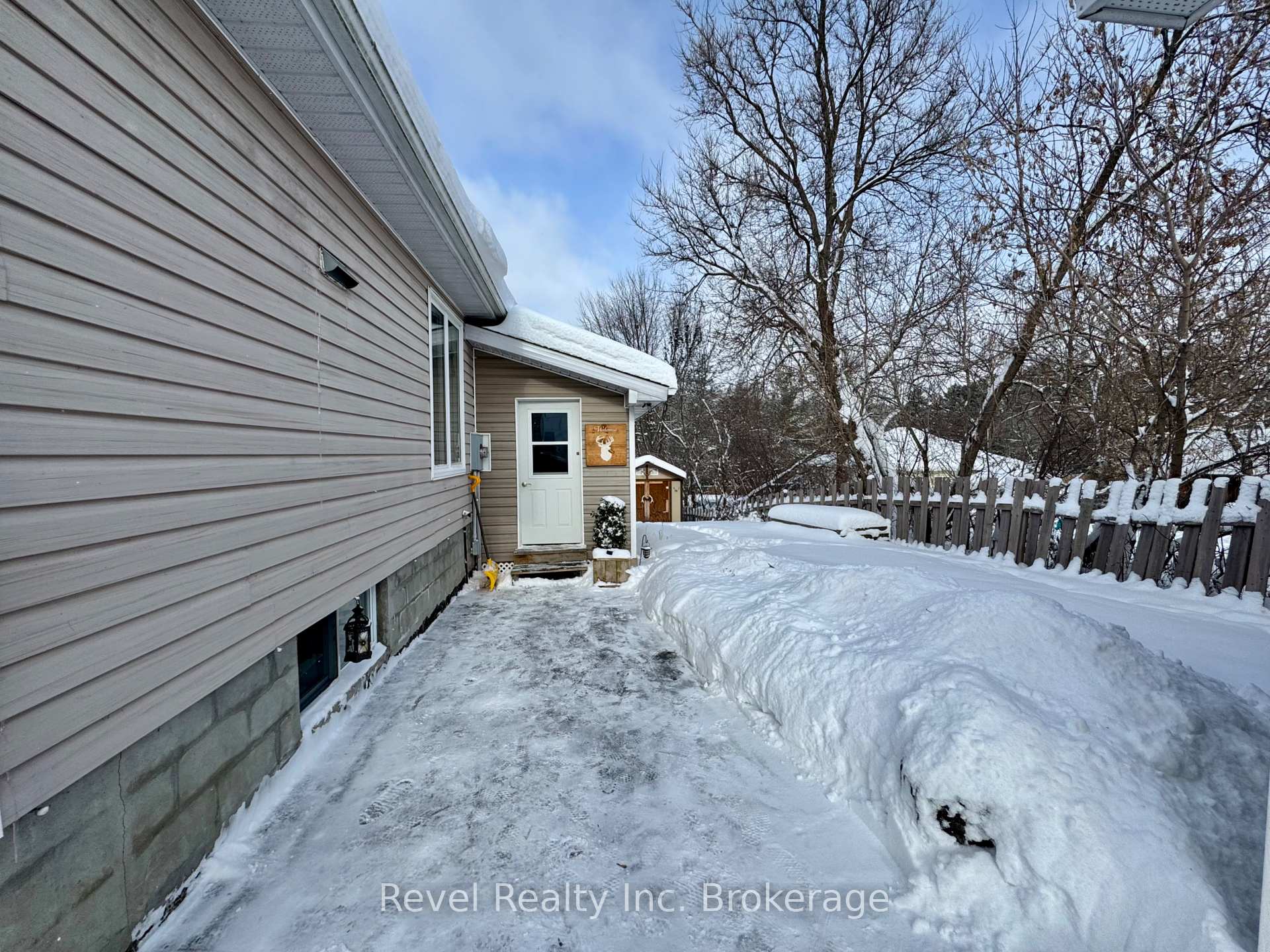 Photo 34 of 361 Louis Street, Mattawa — HOMEH