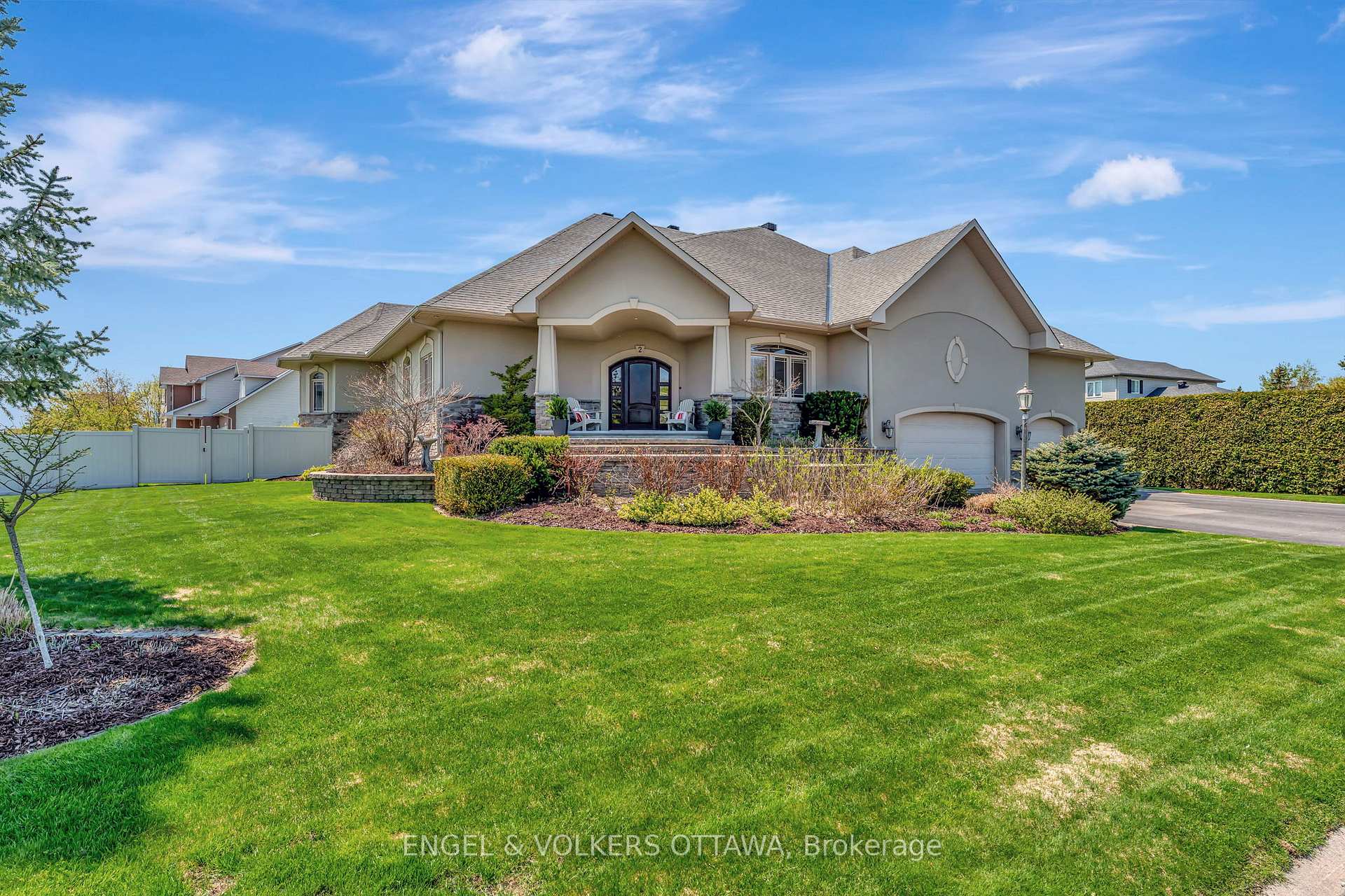 Front of 2 Beechgrove Gardens