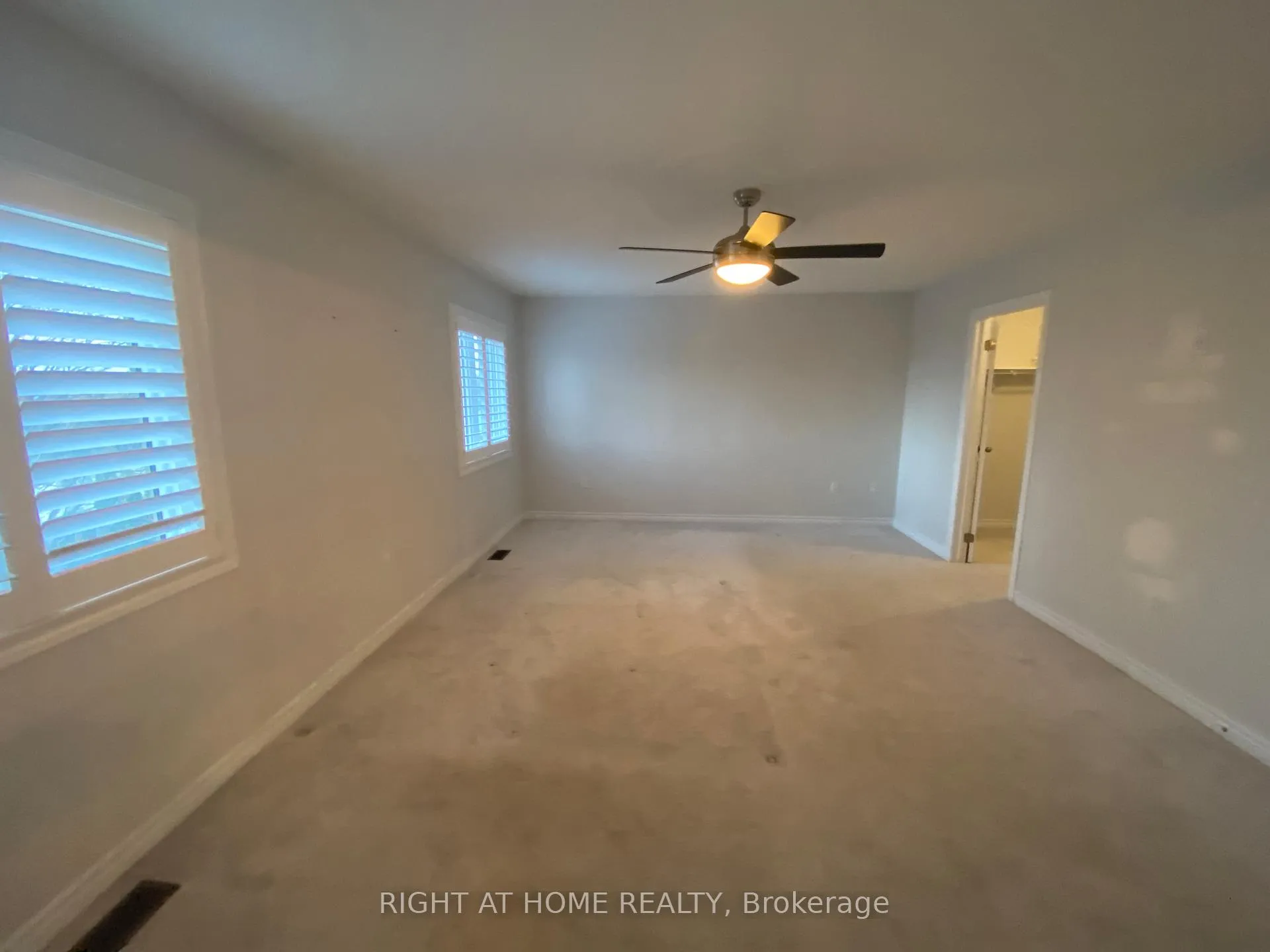 Photo 15 of 226 Lyle Drive, Clarington, Bowmanville — HOMEH