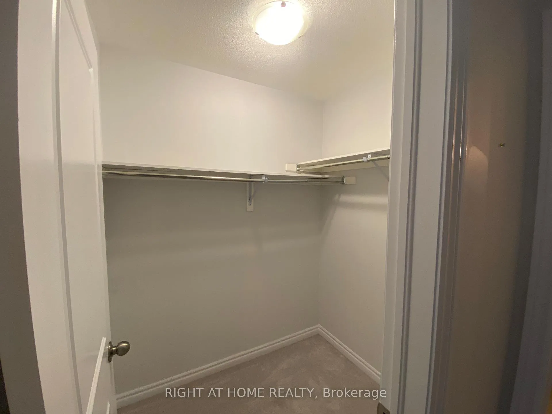 Photo 17 of 226 Lyle Drive, Clarington, Bowmanville — HOMEH