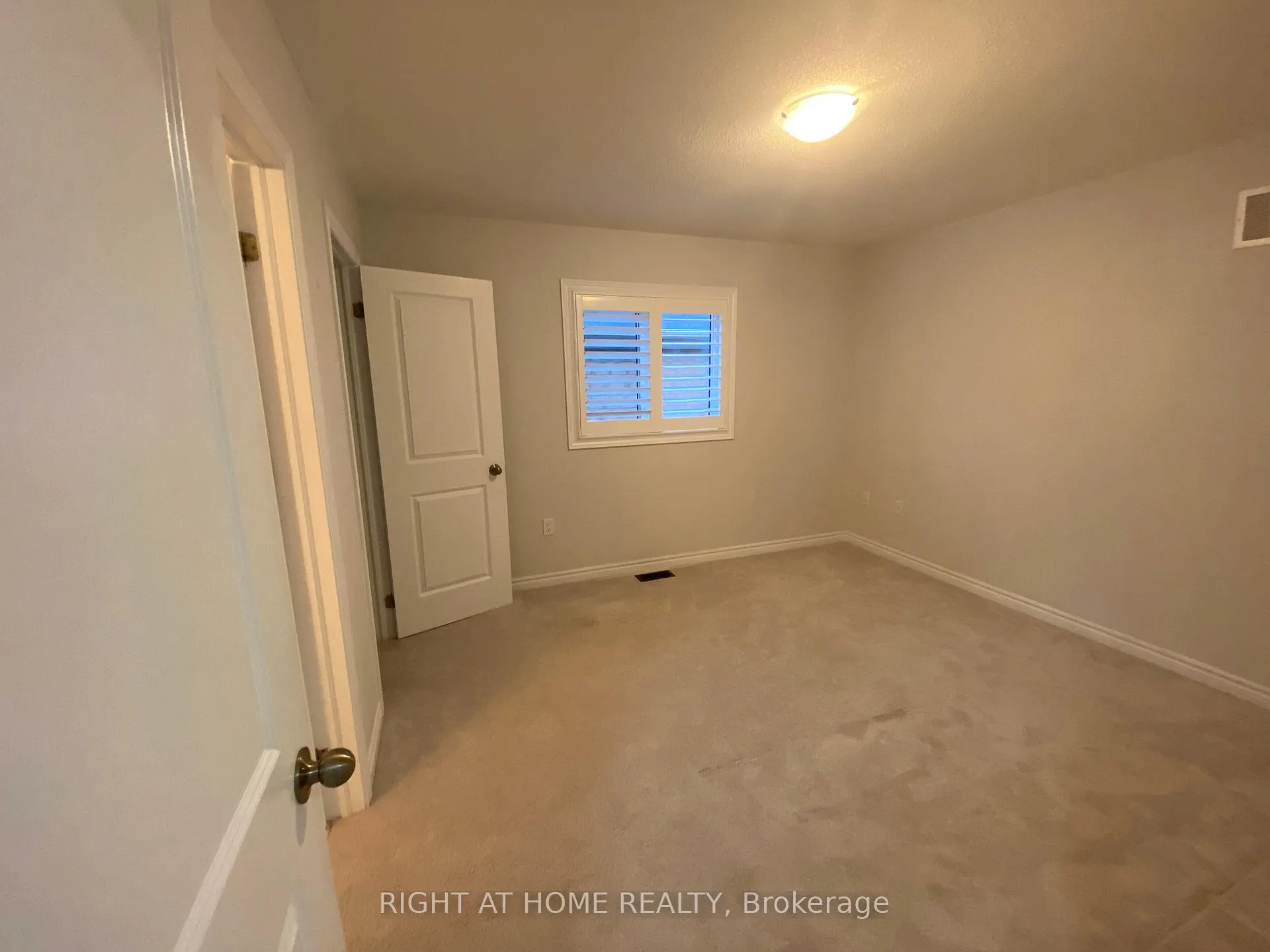 Photo 21 of 226 Lyle Drive, Clarington, Bowmanville — HOMEH