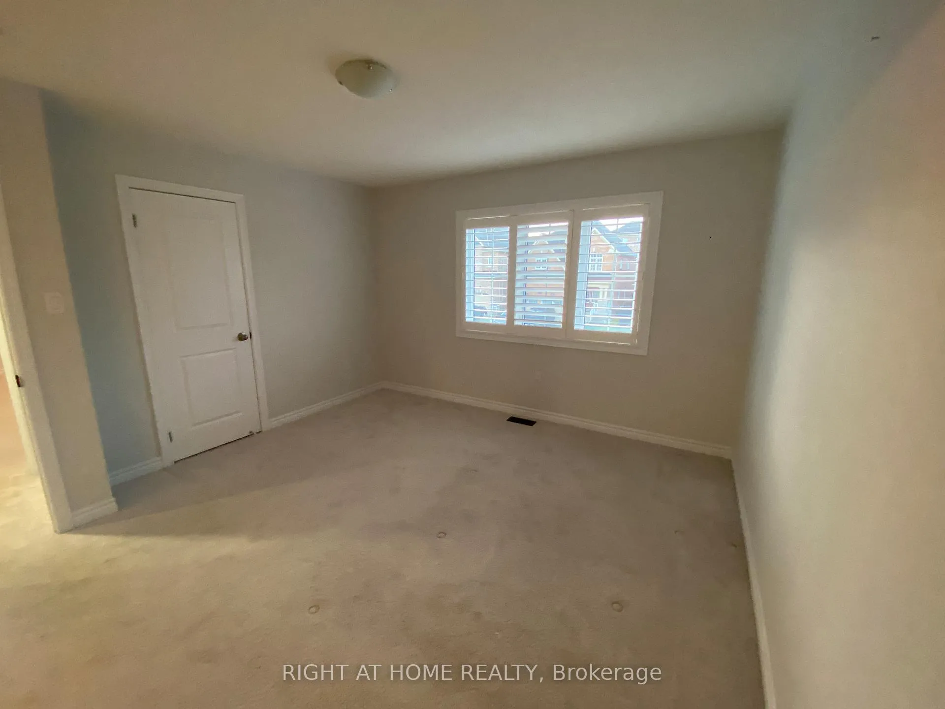 Photo 22 of 226 Lyle Drive, Clarington, Bowmanville — HOMEH