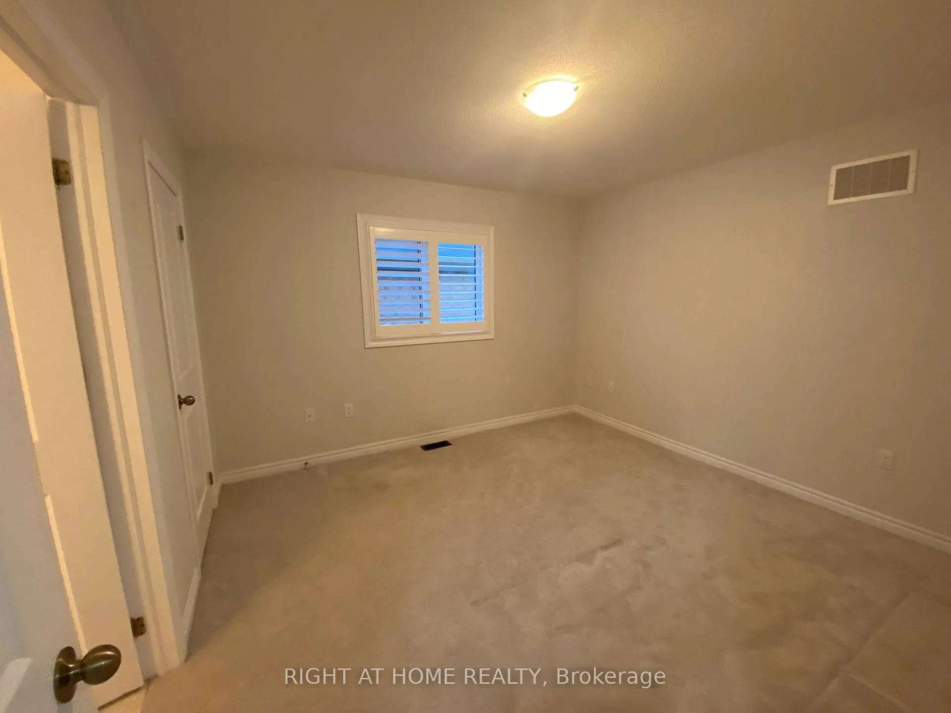 Photo 23 of 226 Lyle Drive, Clarington, Bowmanville — HOMEH
