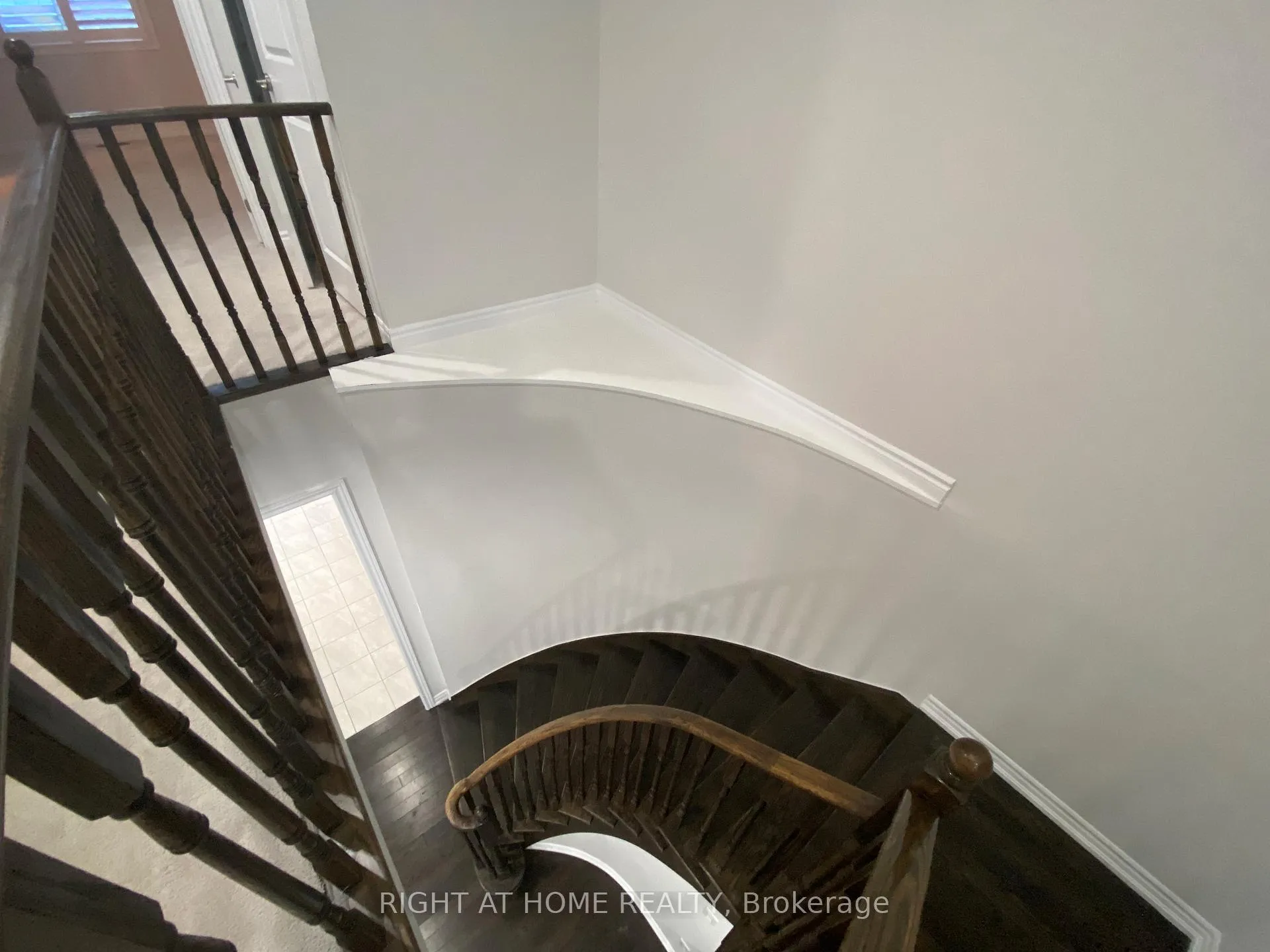 Photo 29 of 226 Lyle Drive, Clarington, Bowmanville — HOMEH