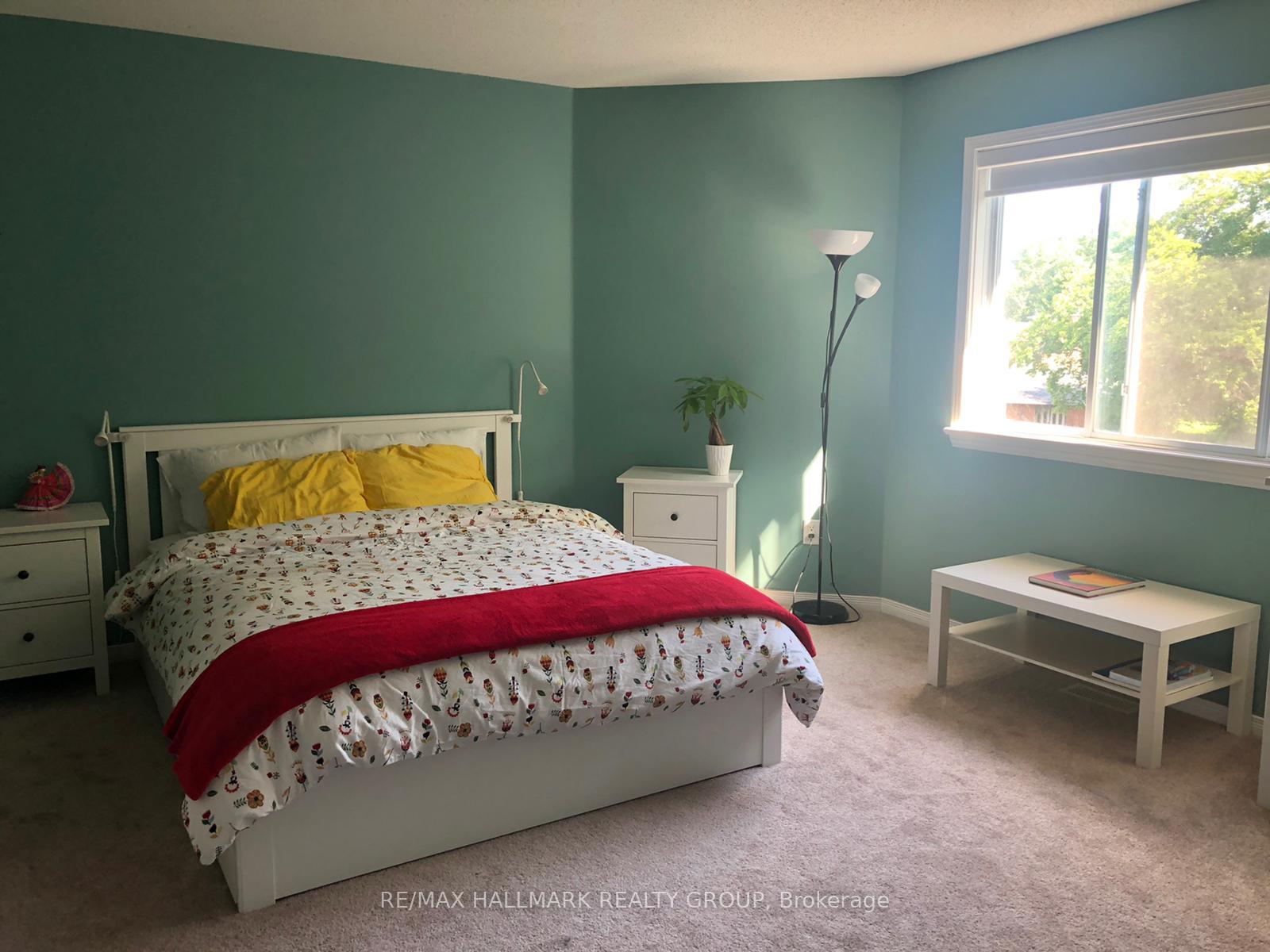 Photo 4 of 521 Burleigh Private, Ottawa, Cyrville — HOMEH