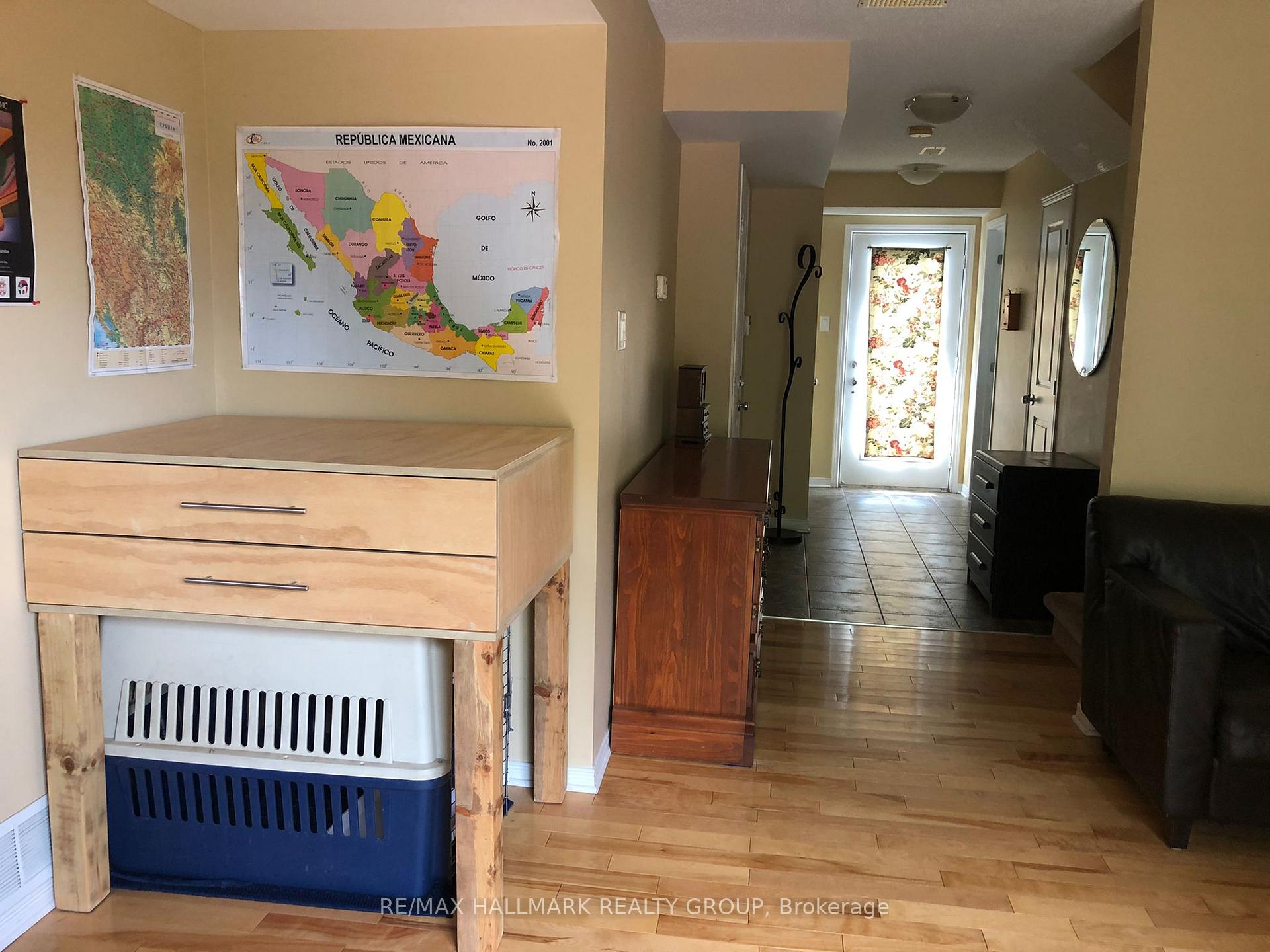 Photo 8 of 521 Burleigh Private, Ottawa, Cyrville — HOMEH