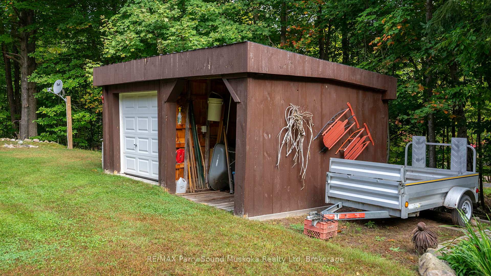Photo 6 of 99 Bayview Drive, Carling — HOMEH