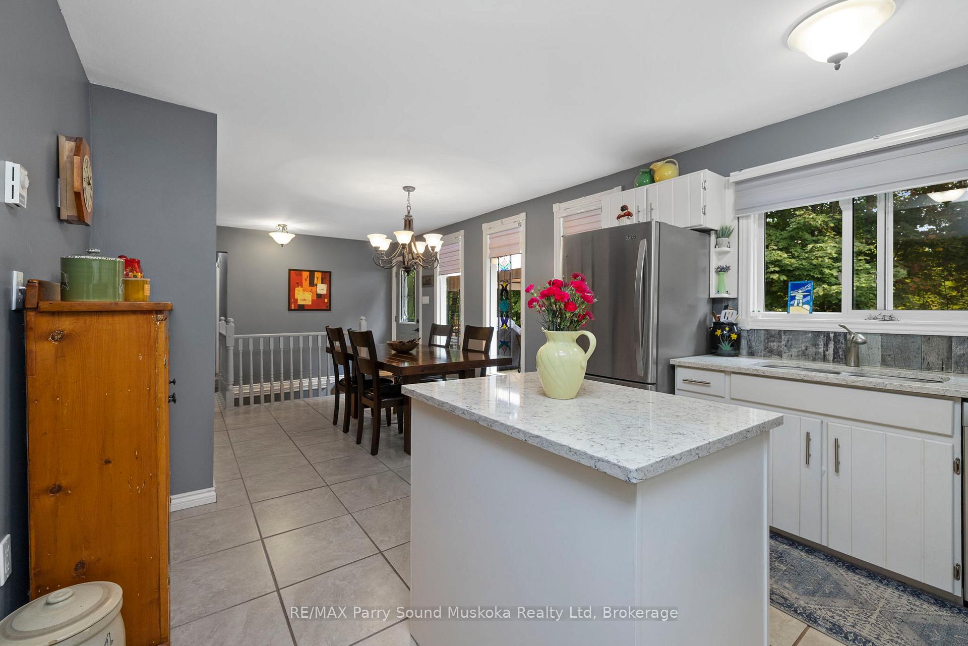 Photo 14 of 99 Bayview Drive, Carling — HOMEH