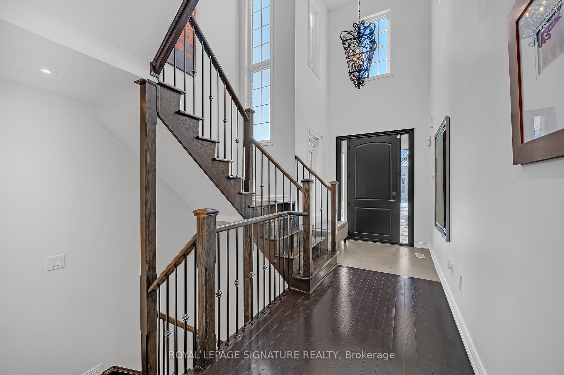 Photo 5 of 27 Island Grove, Brampton, Credit Valley — HOMEH