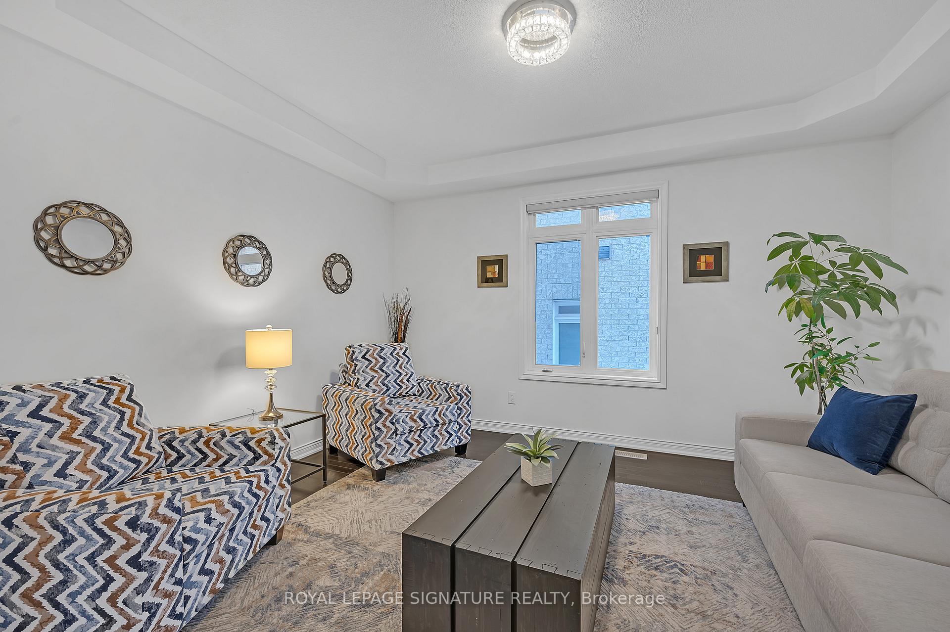 Photo 6 of 27 Island Grove, Brampton, Credit Valley — HOMEH