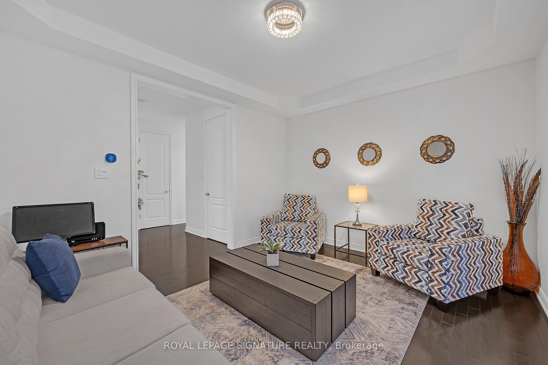 Photo 8 of 27 Island Grove, Brampton, Credit Valley — HOMEH