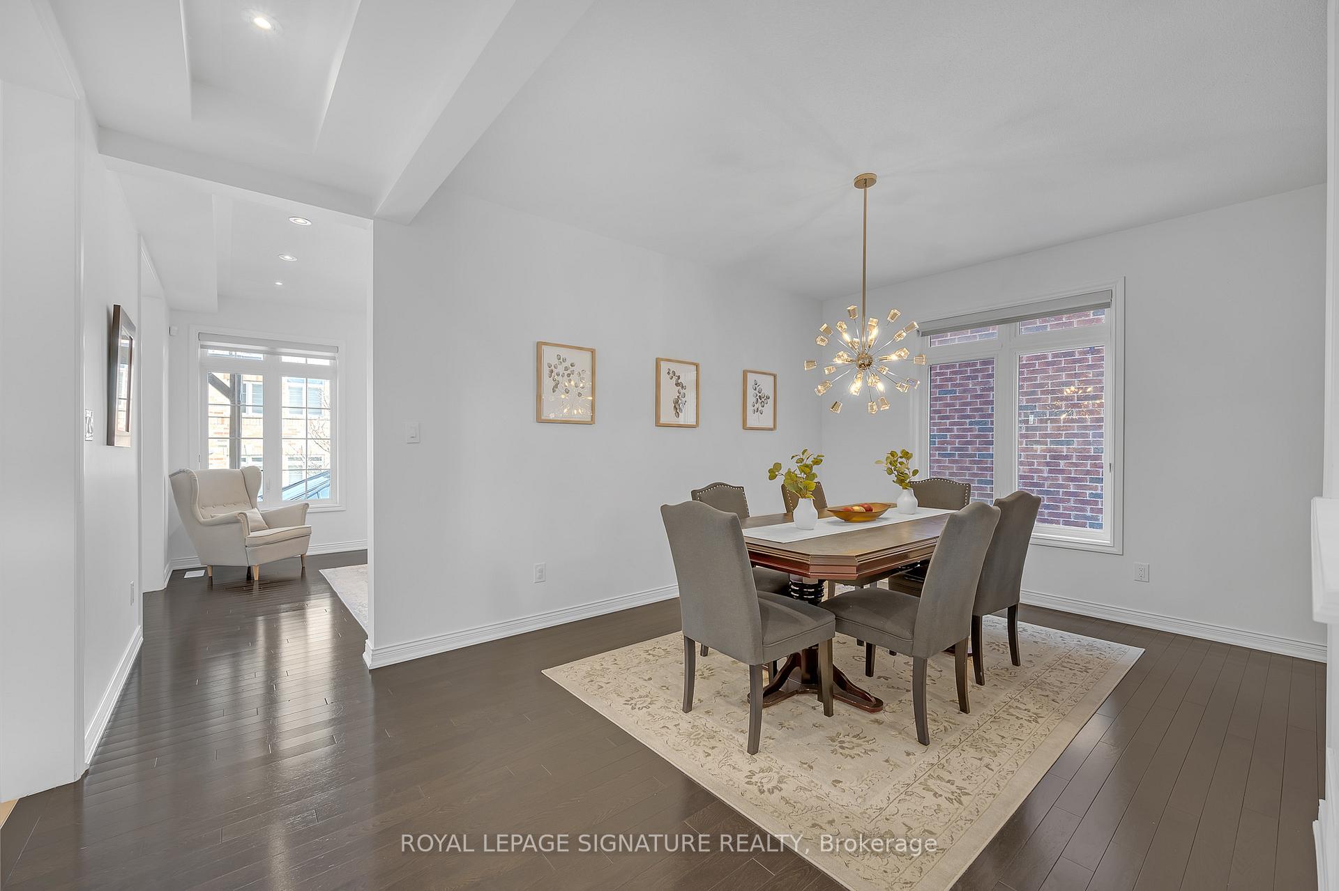 Photo 9 of 27 Island Grove, Brampton, Credit Valley — HOMEH