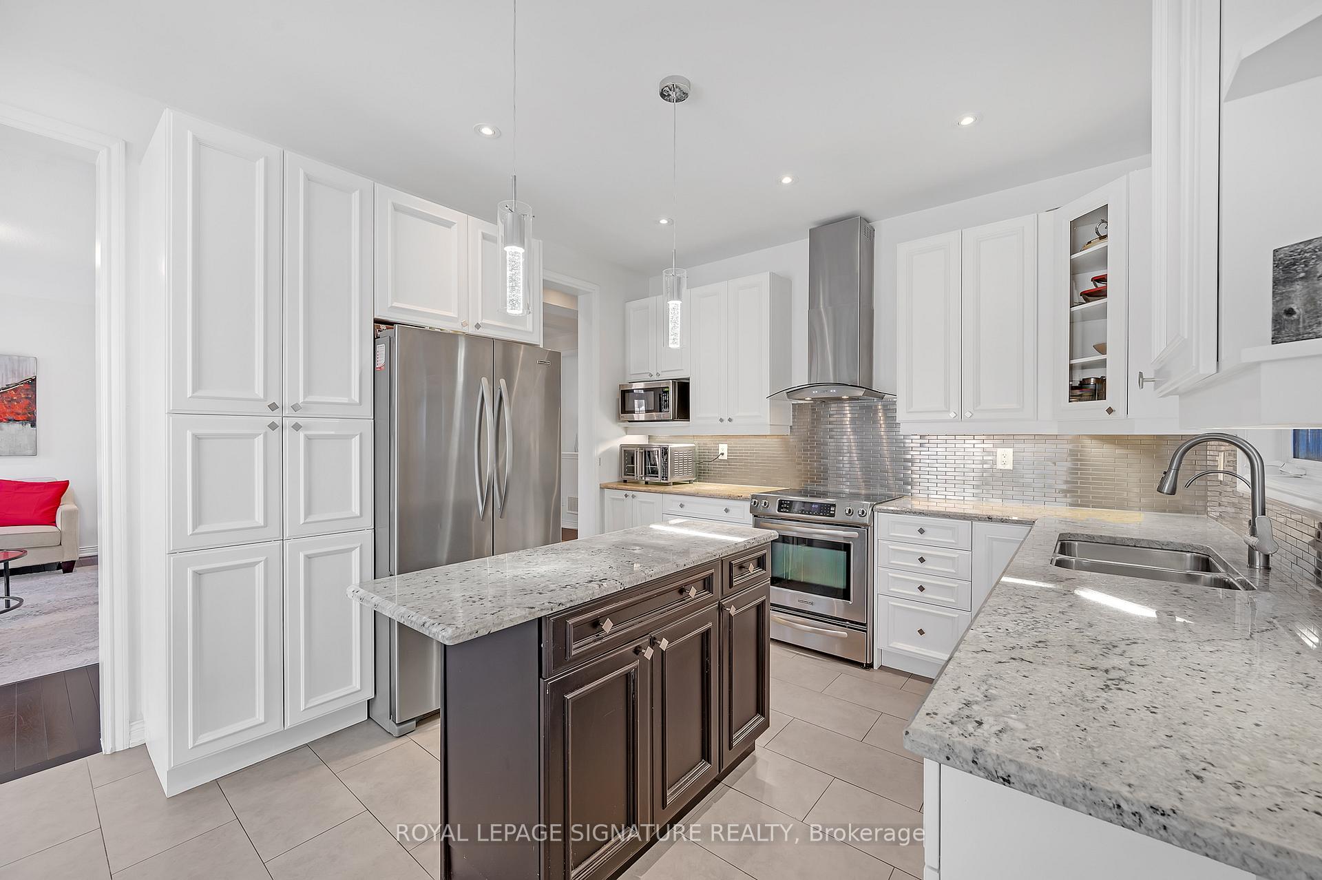 Photo 15 of 27 Island Grove, Brampton, Credit Valley — HOMEH