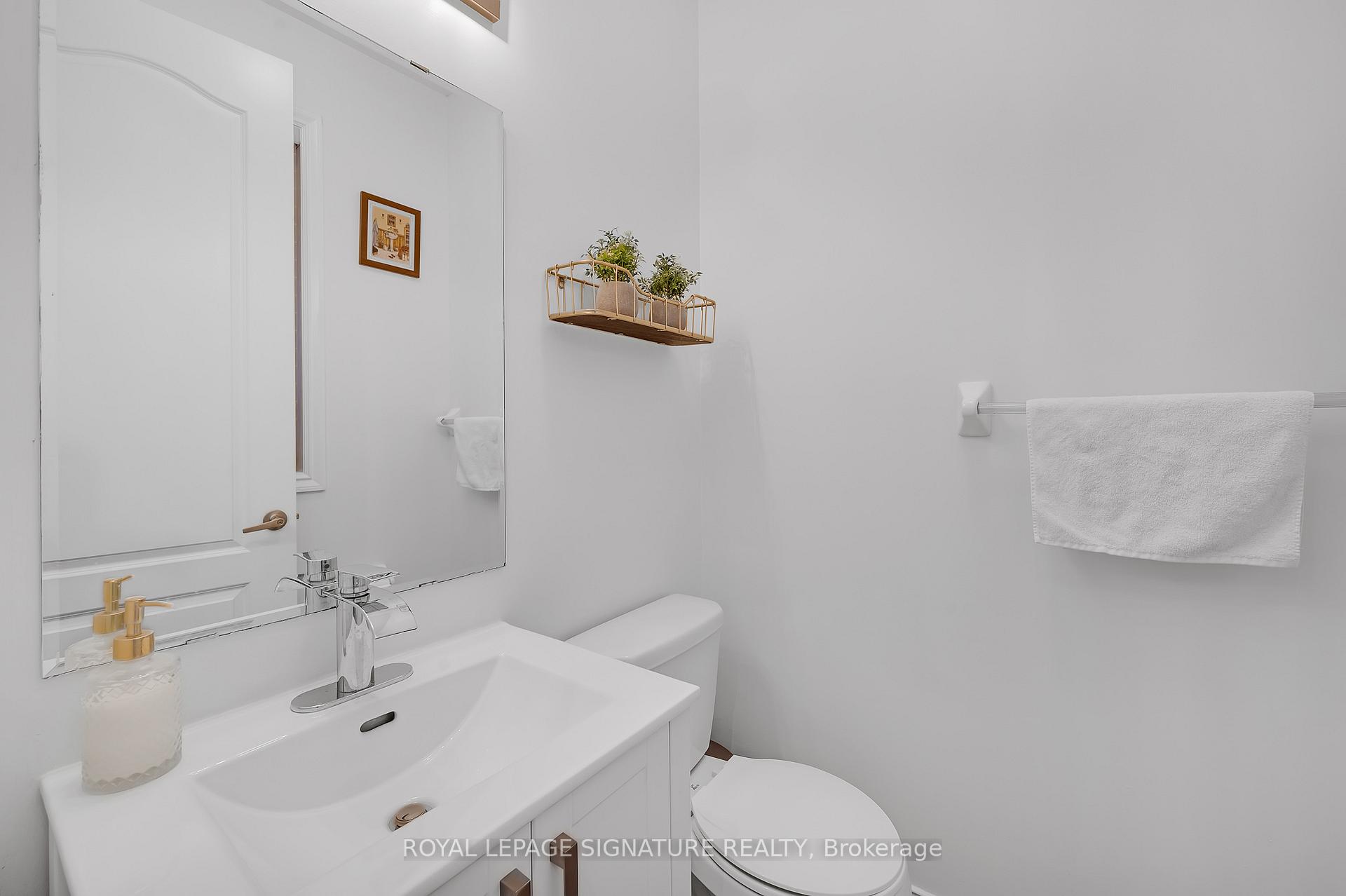 Photo 17 of 27 Island Grove, Brampton, Credit Valley — HOMEH