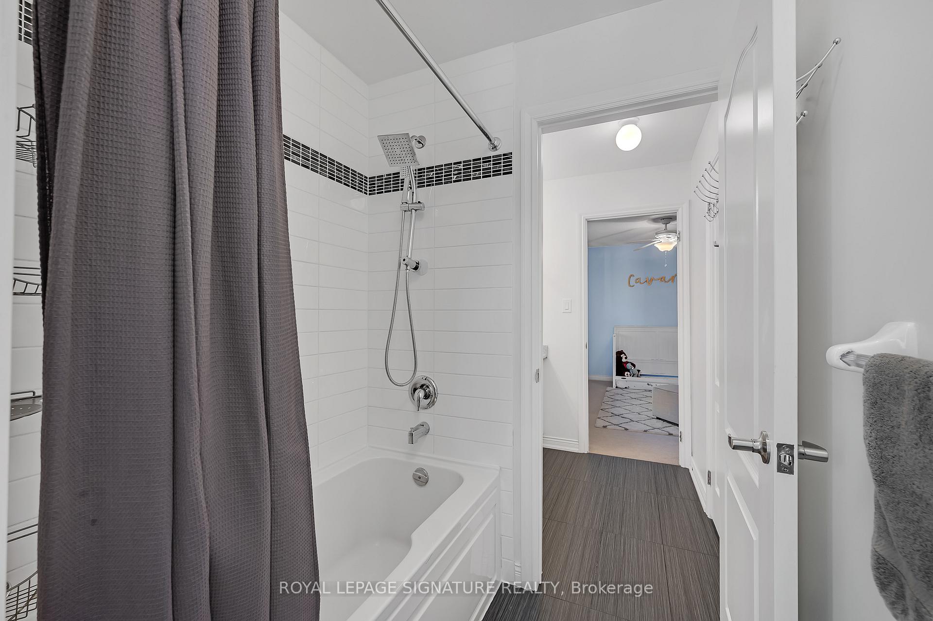 Photo 22 of 27 Island Grove, Brampton, Credit Valley — HOMEH