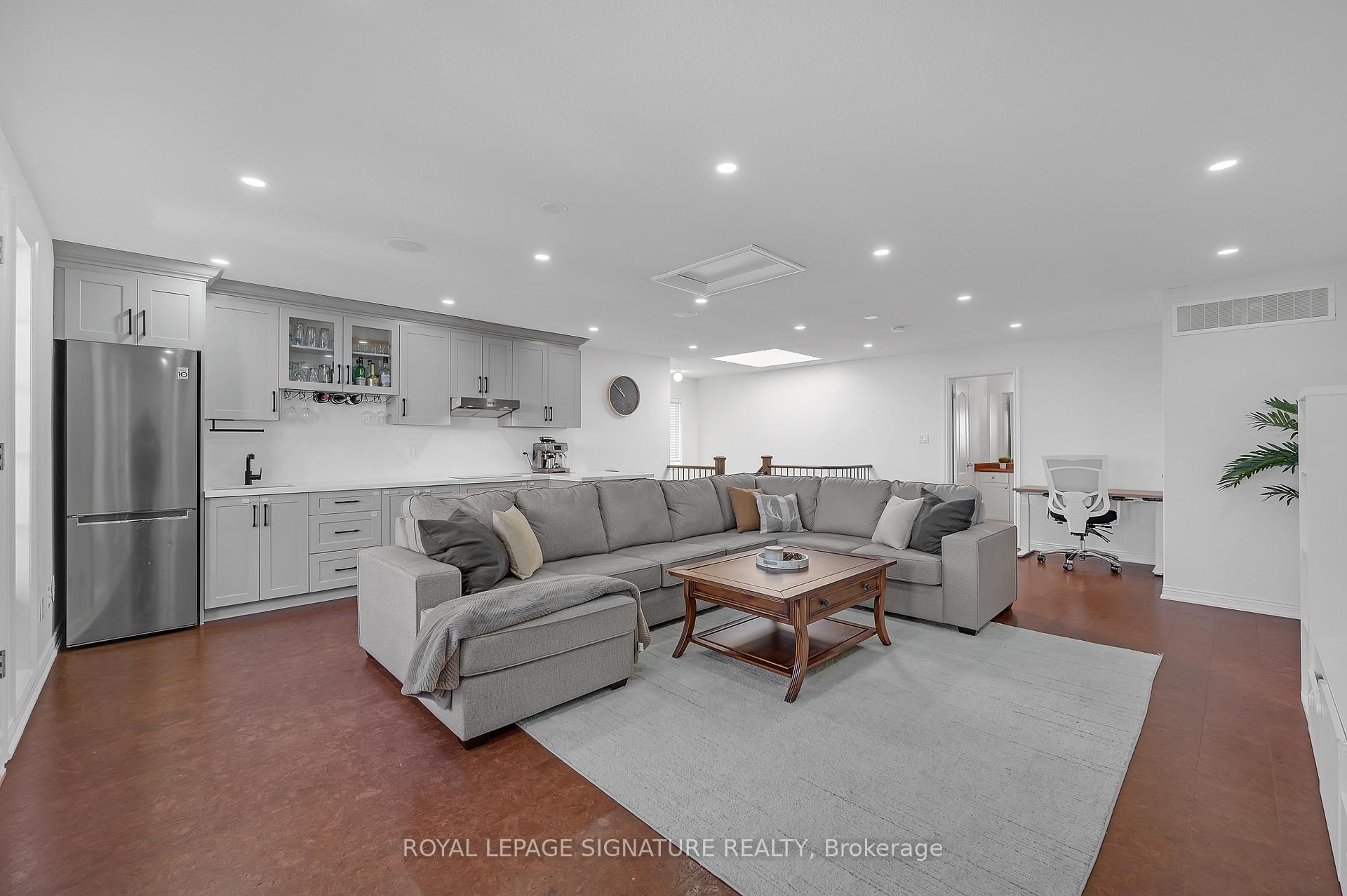 Photo 30 of 27 Island Grove, Brampton, Credit Valley — HOMEH