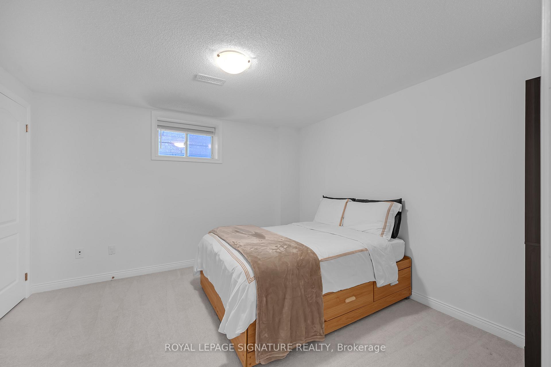 Photo 36 of 27 Island Grove, Brampton, Credit Valley — HOMEH