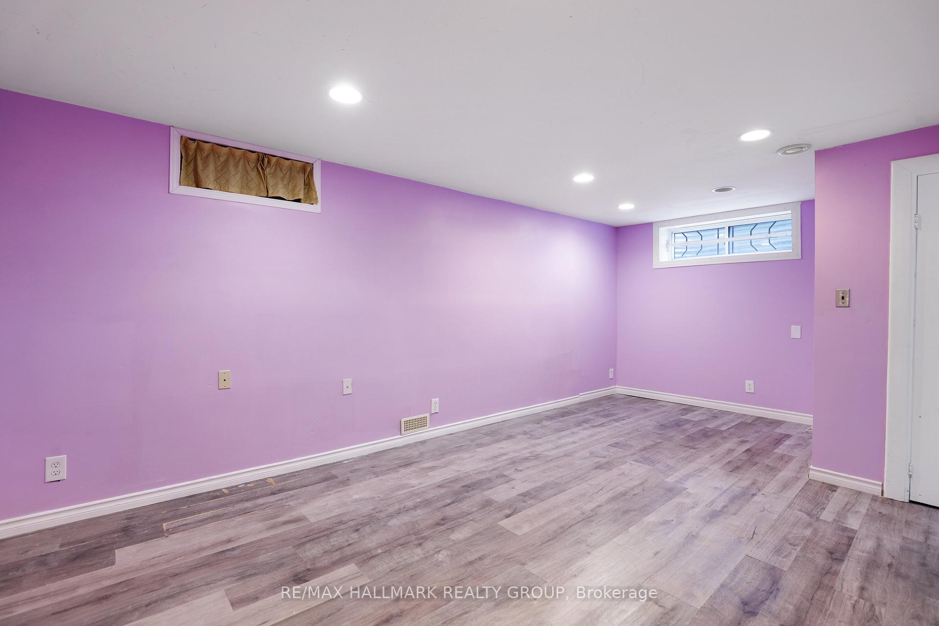 Photo 33 of 1637 Saxony Crescent, Ottawa, Pineview — HOMEH