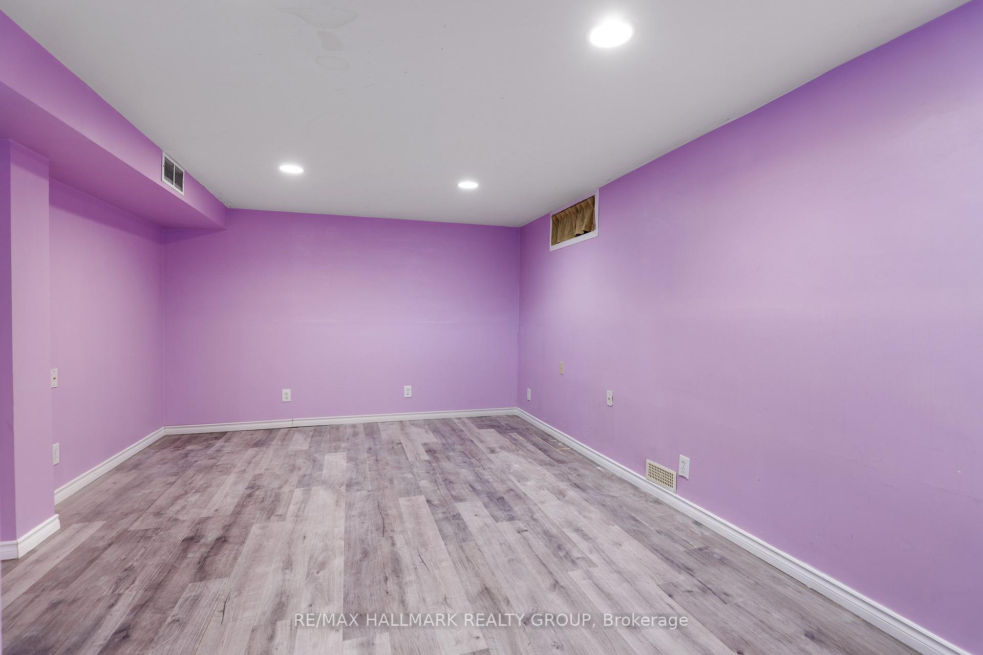 Photo 20 of 1637 Saxony Crescent, Ottawa, Pineview — HOMEH