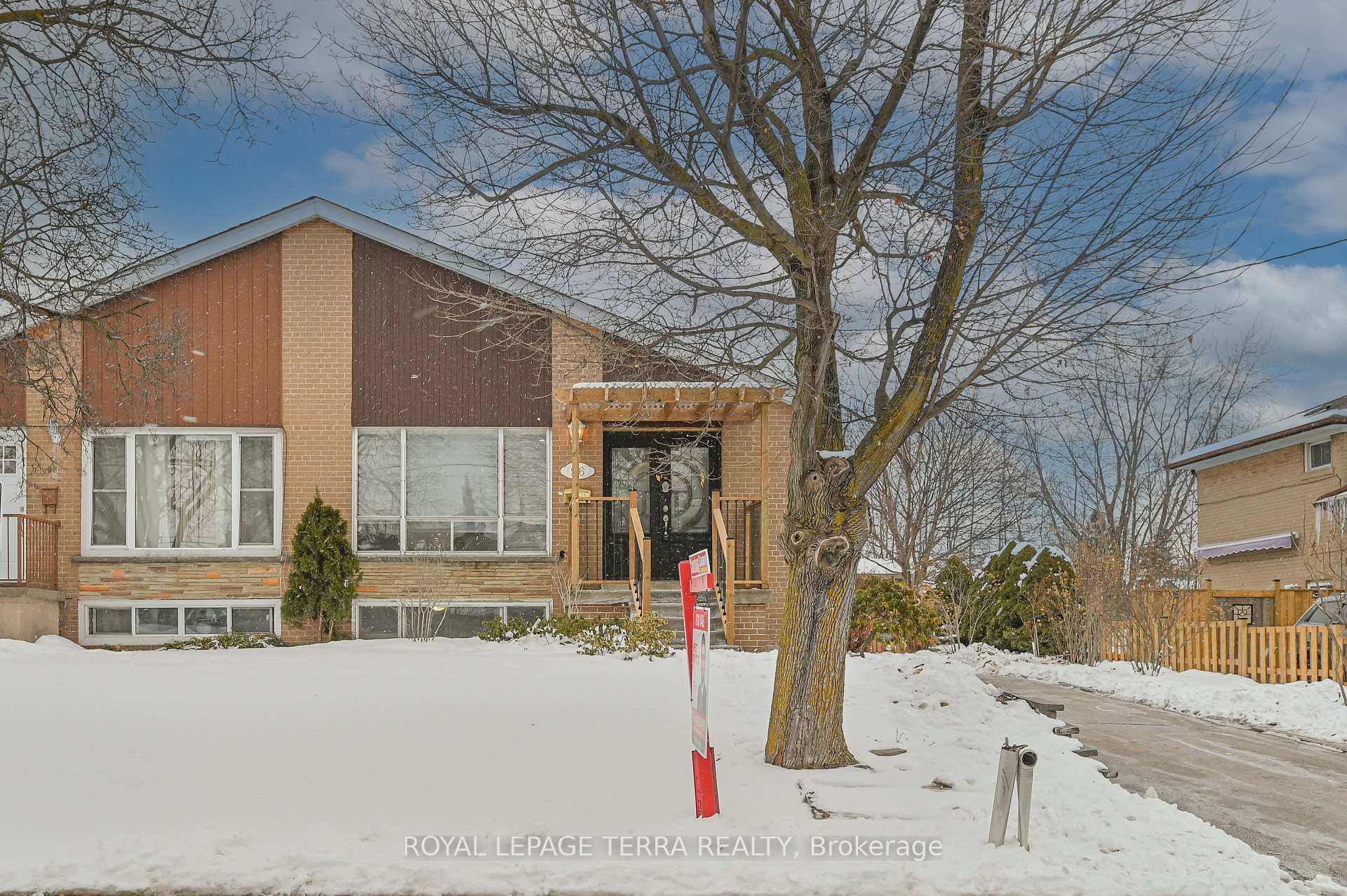 Photo 1 of 96 Post Road, Brampton, Brampton North — HOMEH