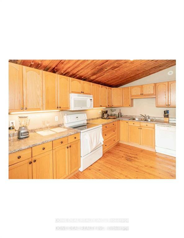 Photo 8 of 179 Chapman Drive, Magnetawan — HOMEH