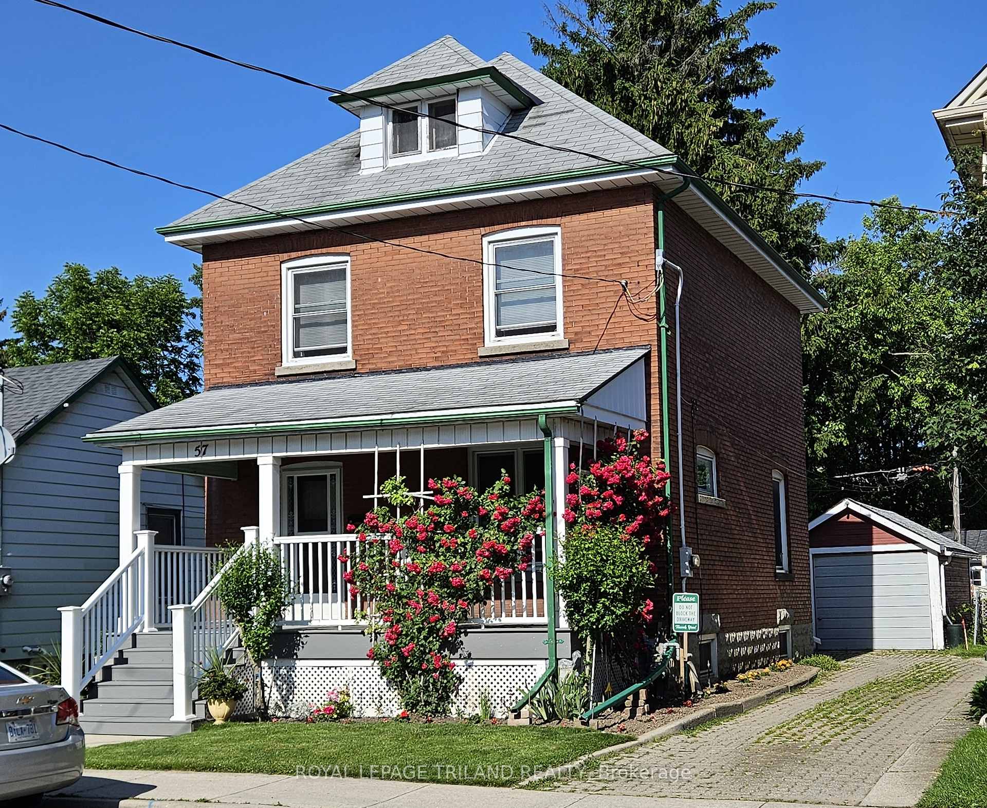 Photo 3 of 57 Manitoba Street, St. Thomas — HOMEH