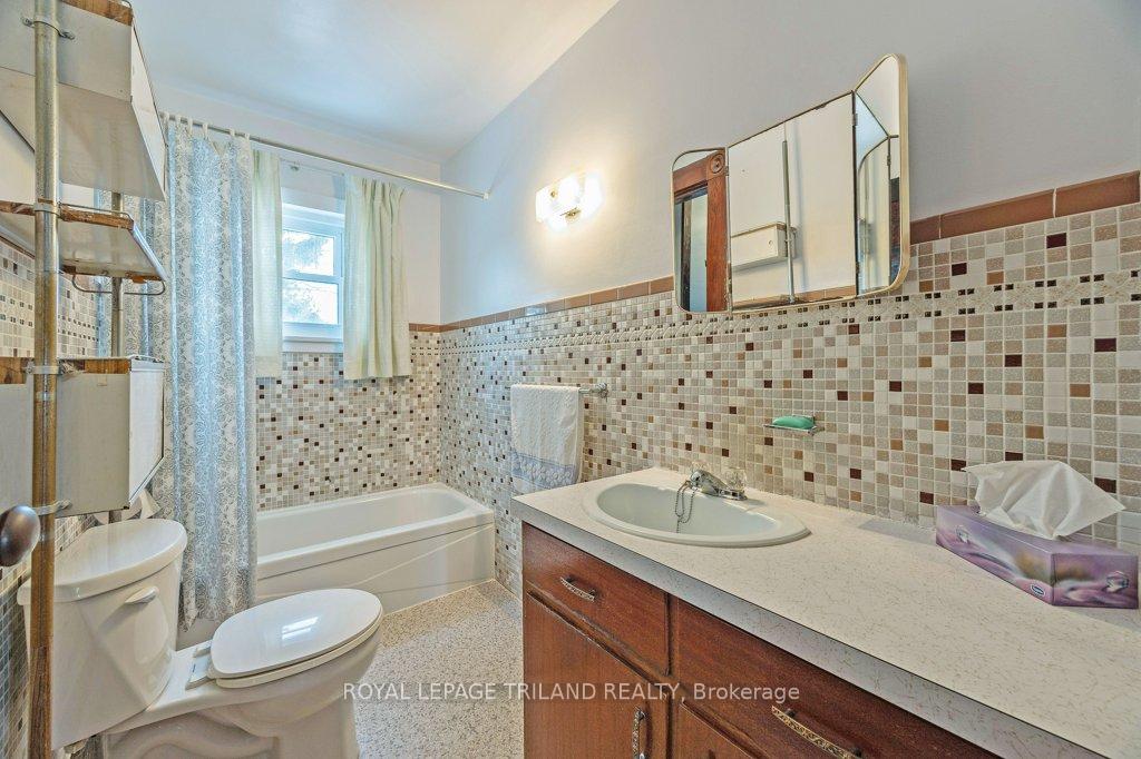 Photo 21 of 57 Manitoba Street, St. Thomas — HOMEH