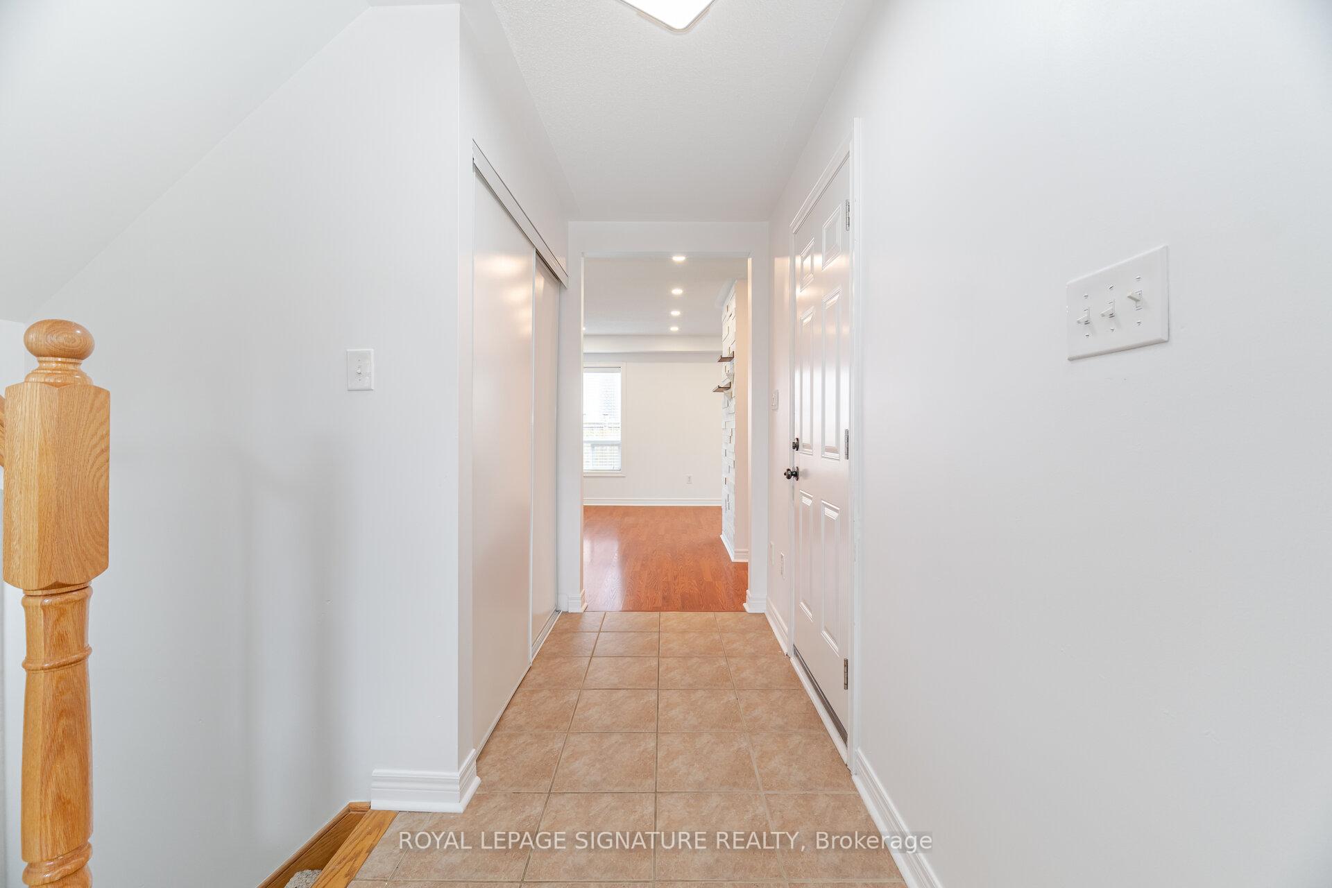 Photo 8 of 88 Spring Creek Drive, Hamilton, Waterdown — HOMEH