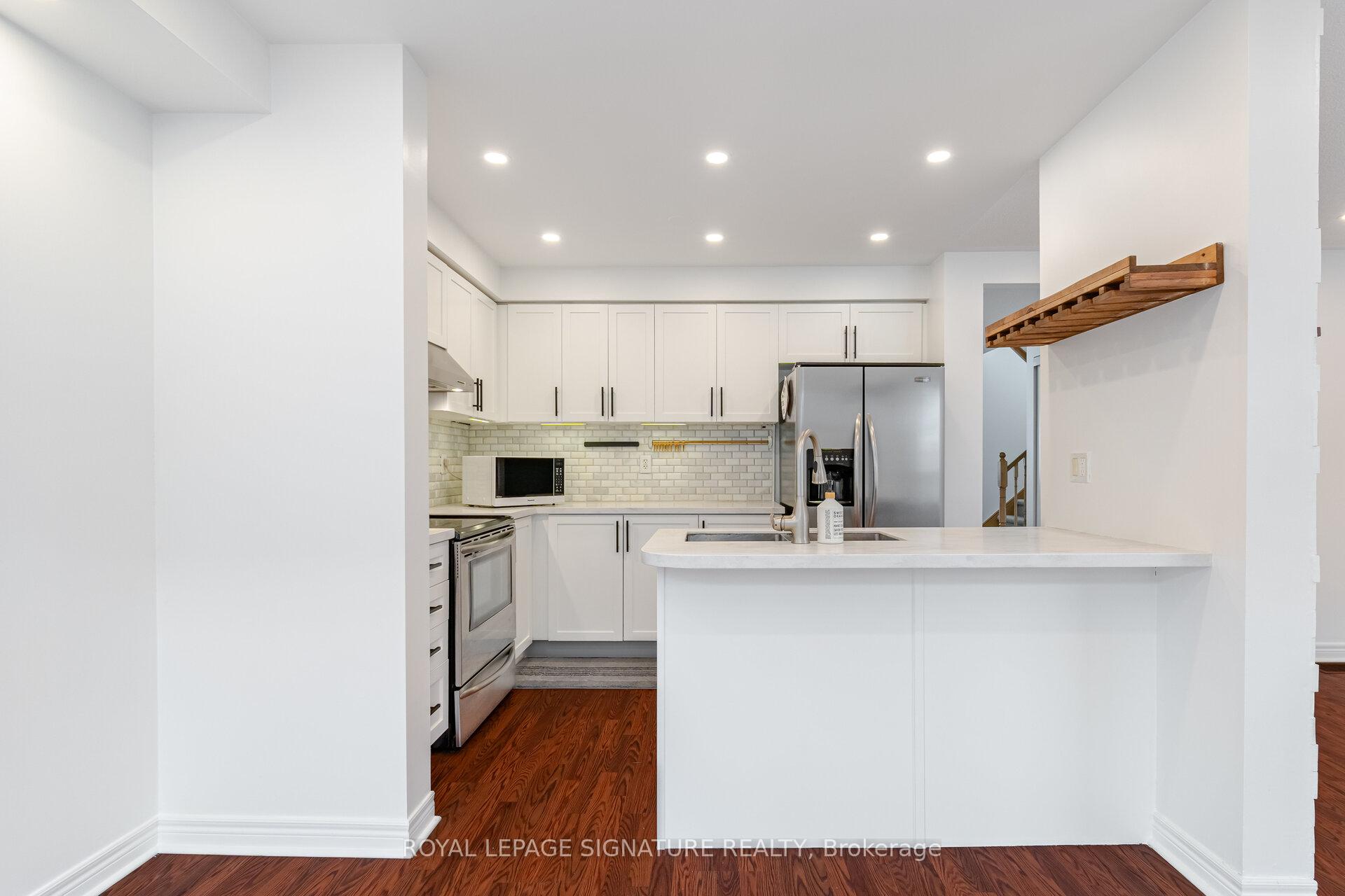 Photo 19 of 88 Spring Creek Drive, Hamilton, Waterdown — HOMEH