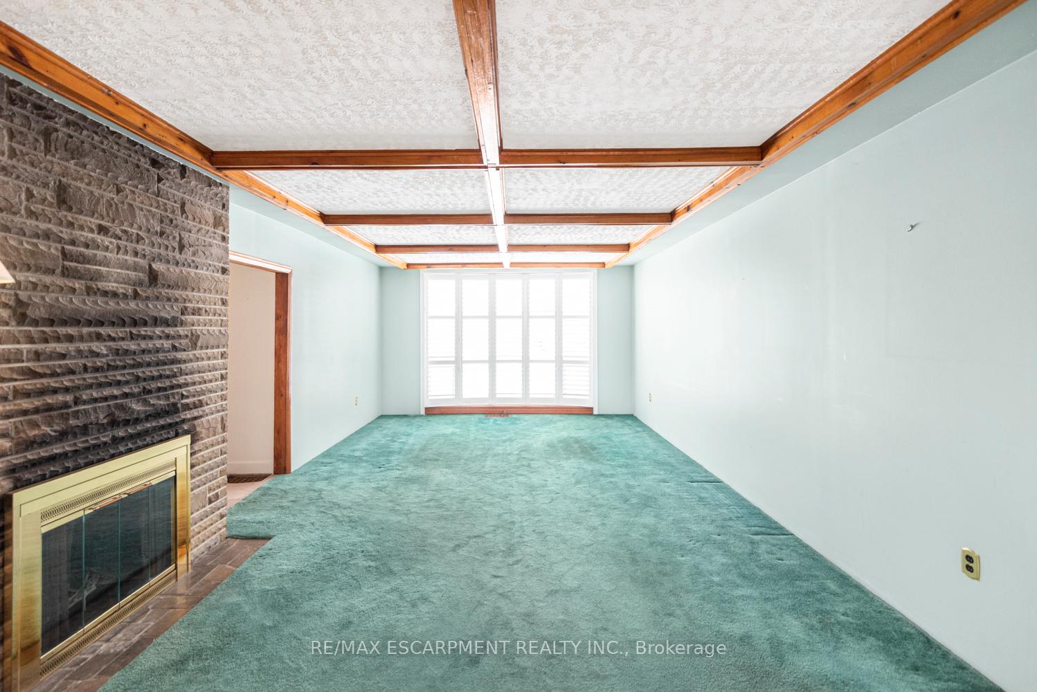 Photo 5 of 34 Norwich Road, Hamilton, Stoney Creek — HOMEH