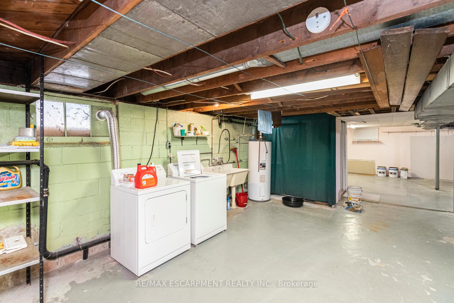Photo 28 of 34 Norwich Road, Hamilton, Stoney Creek — HOMEH