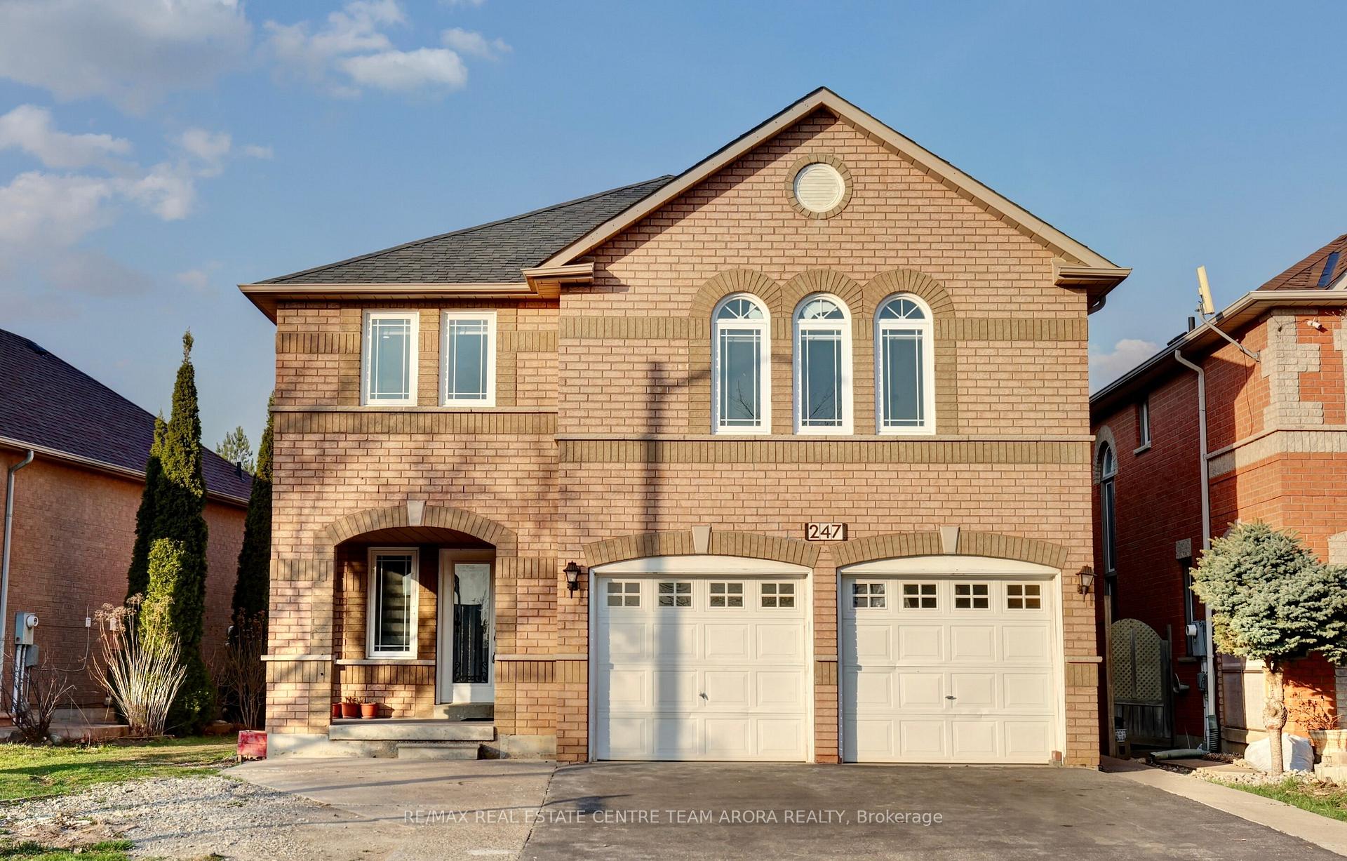 Front of 247 Cresthaven Road