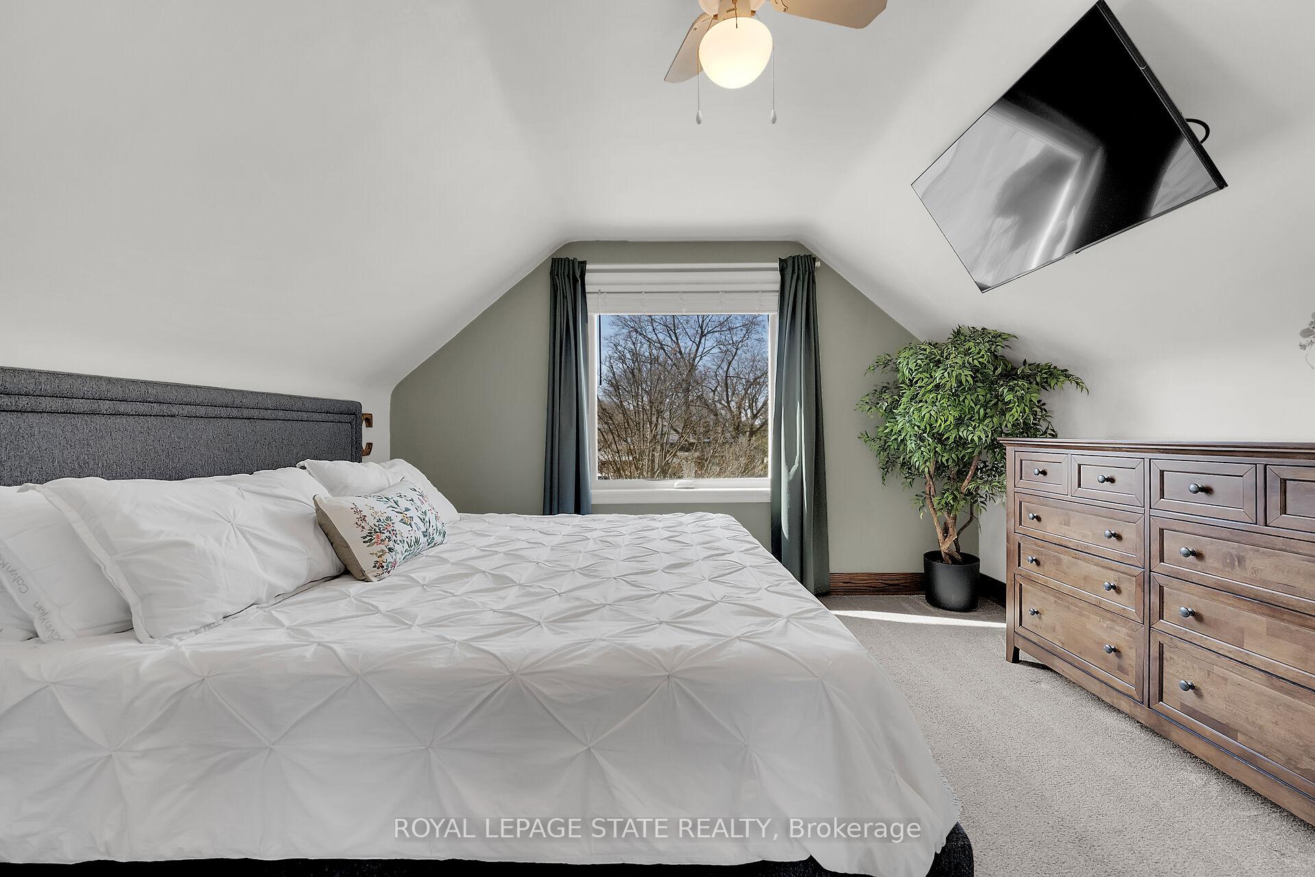 Photo 19 of 85 Erin Avenue, Hamilton, Rosedale — HOMEH