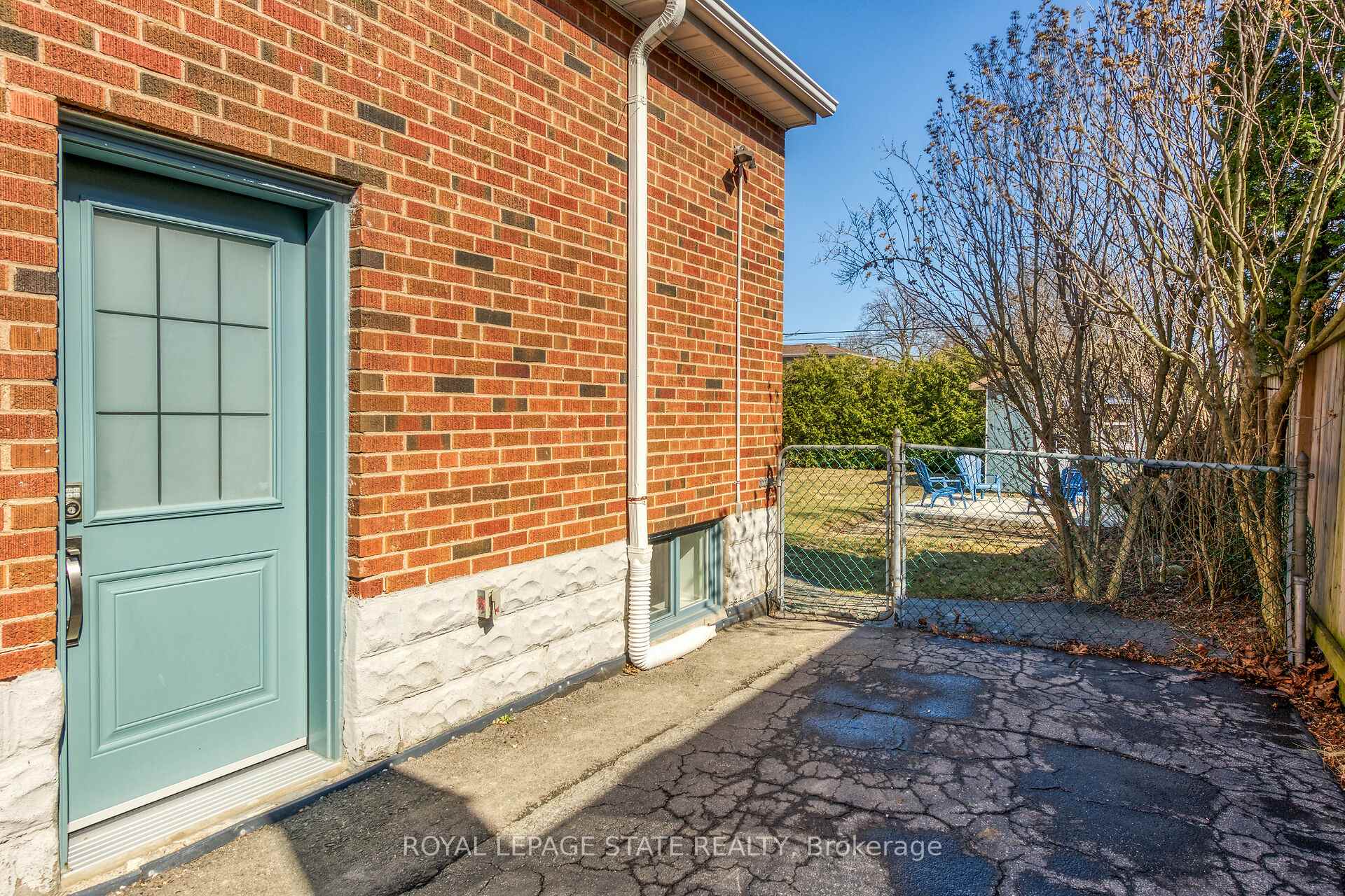 Photo 35 of 85 Erin Avenue, Hamilton, Rosedale — HOMEH