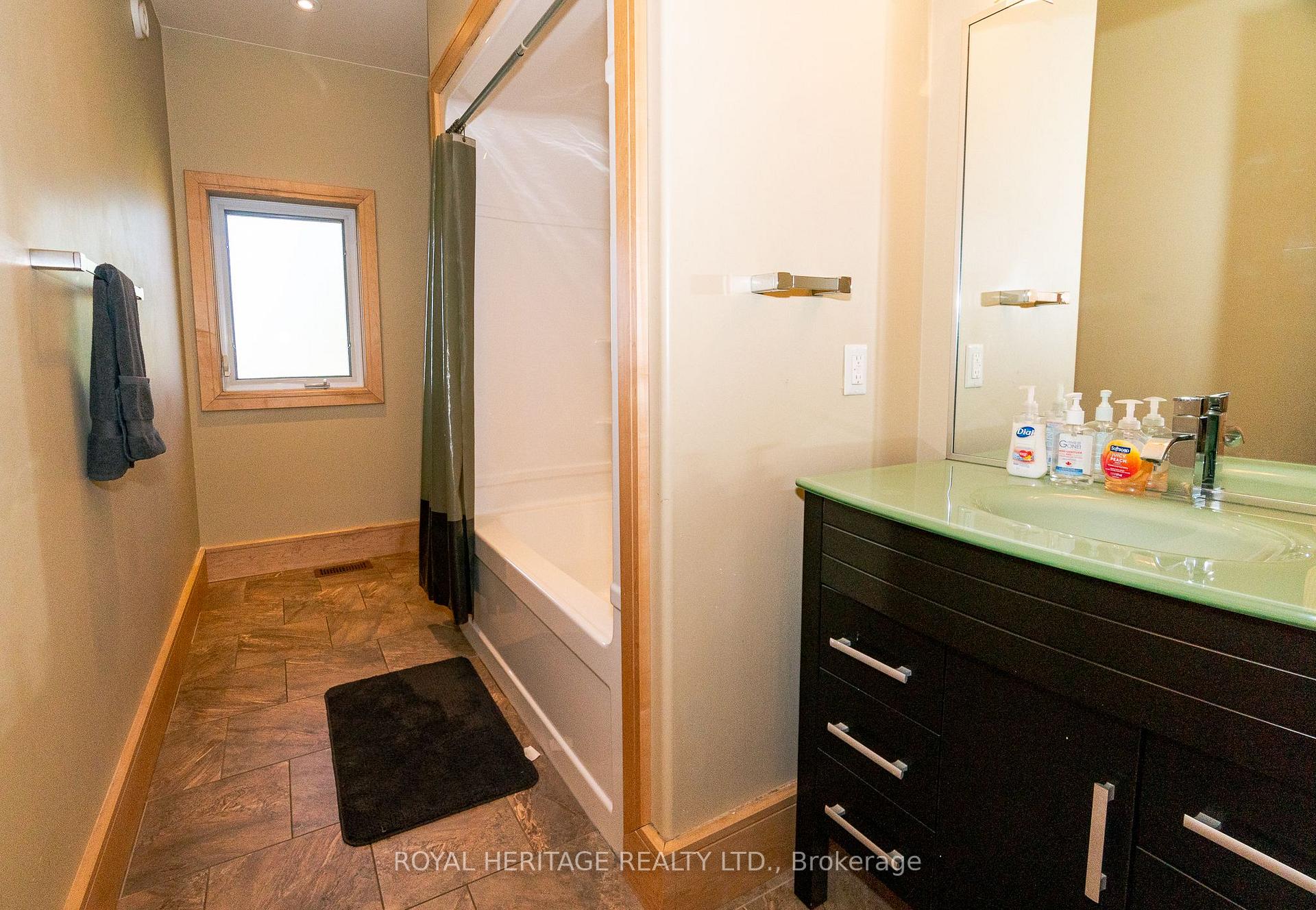 Photo 15 of 15 Lake Street, Kearney — HOMEH