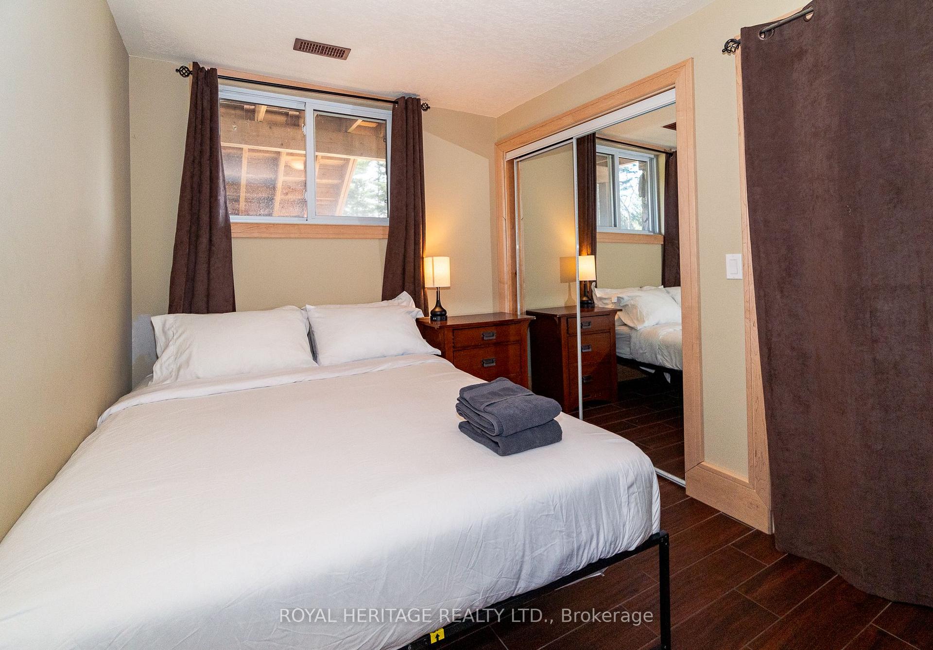 Photo 30 of 15 Lake Street, Kearney — HOMEH