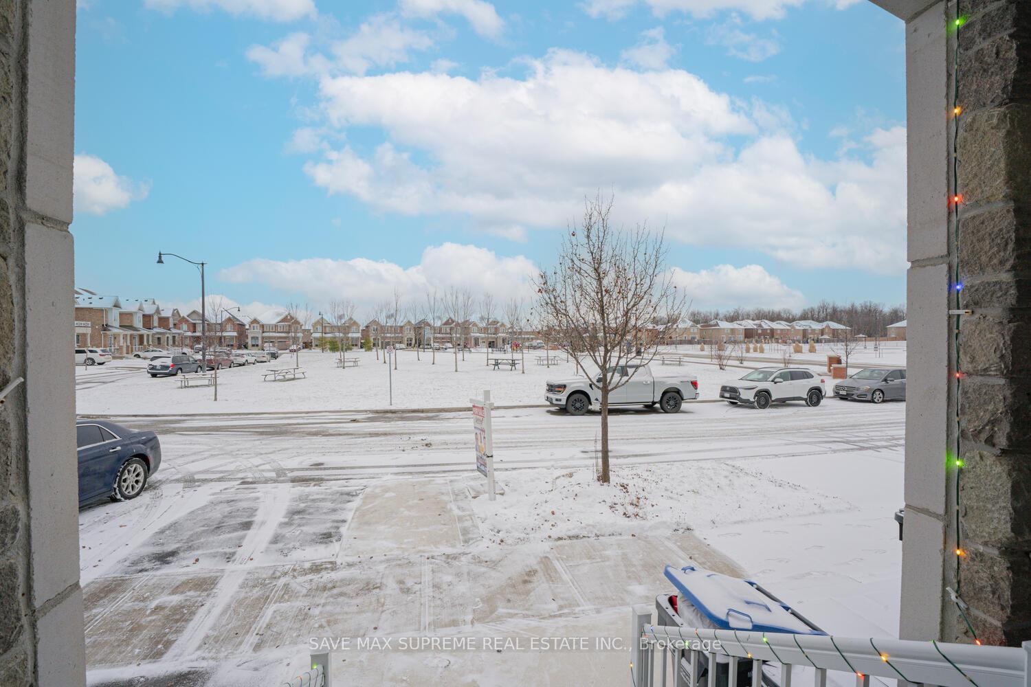Photo 38 of 10 Banas Way, Brampton, Northwest Brampton — HOMEH