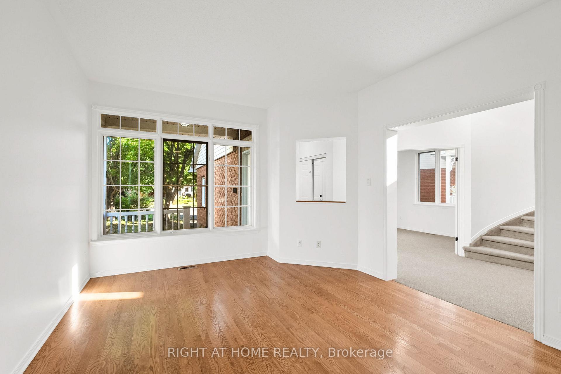 Photo 17 of 4134 Wolfe Point Way, Ottawa, Riverside South/Gloucester Glen — HOMEH