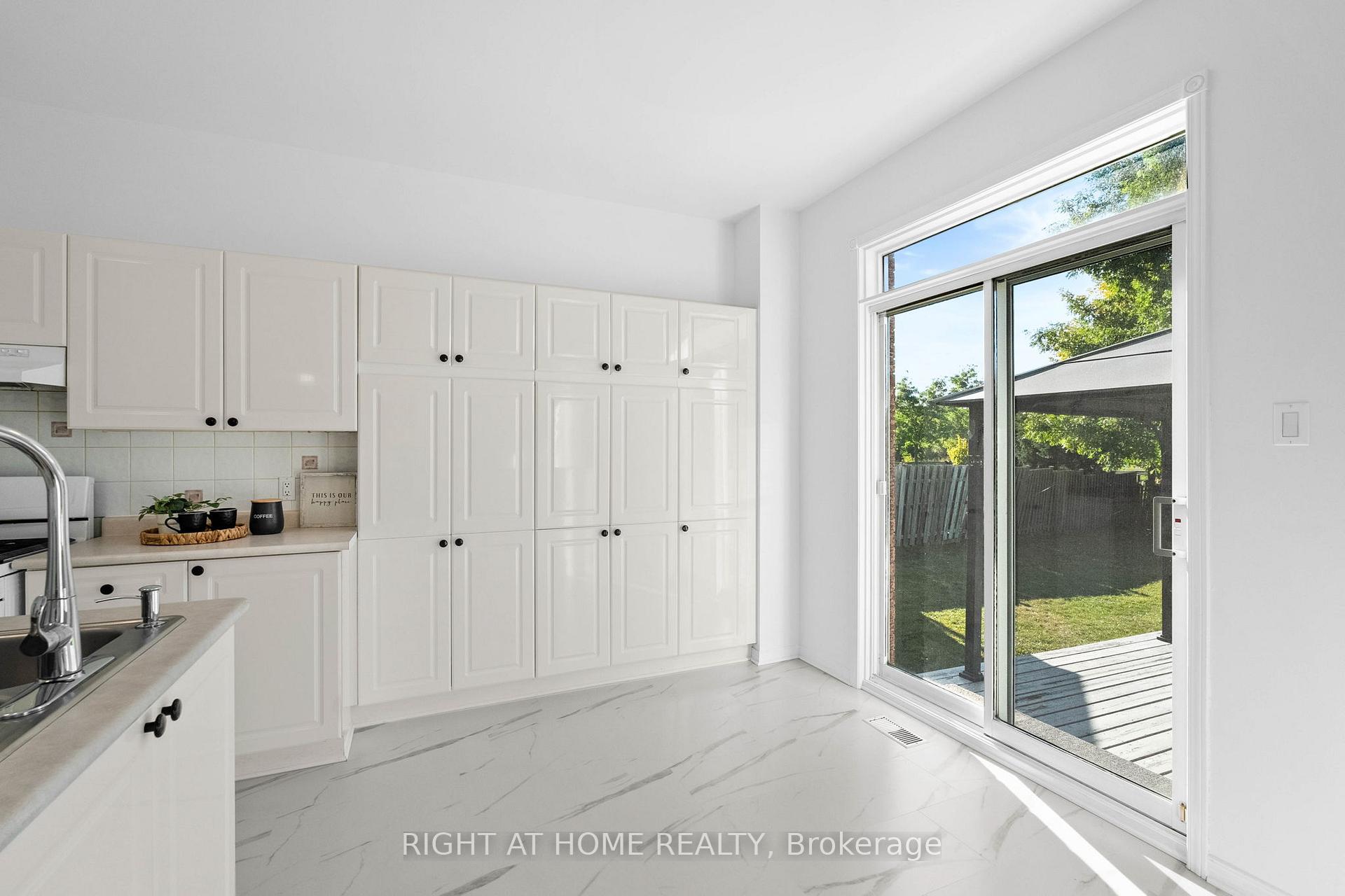 Photo 19 of 4134 Wolfe Point Way, Ottawa, Riverside South/Gloucester Glen — HOMEH